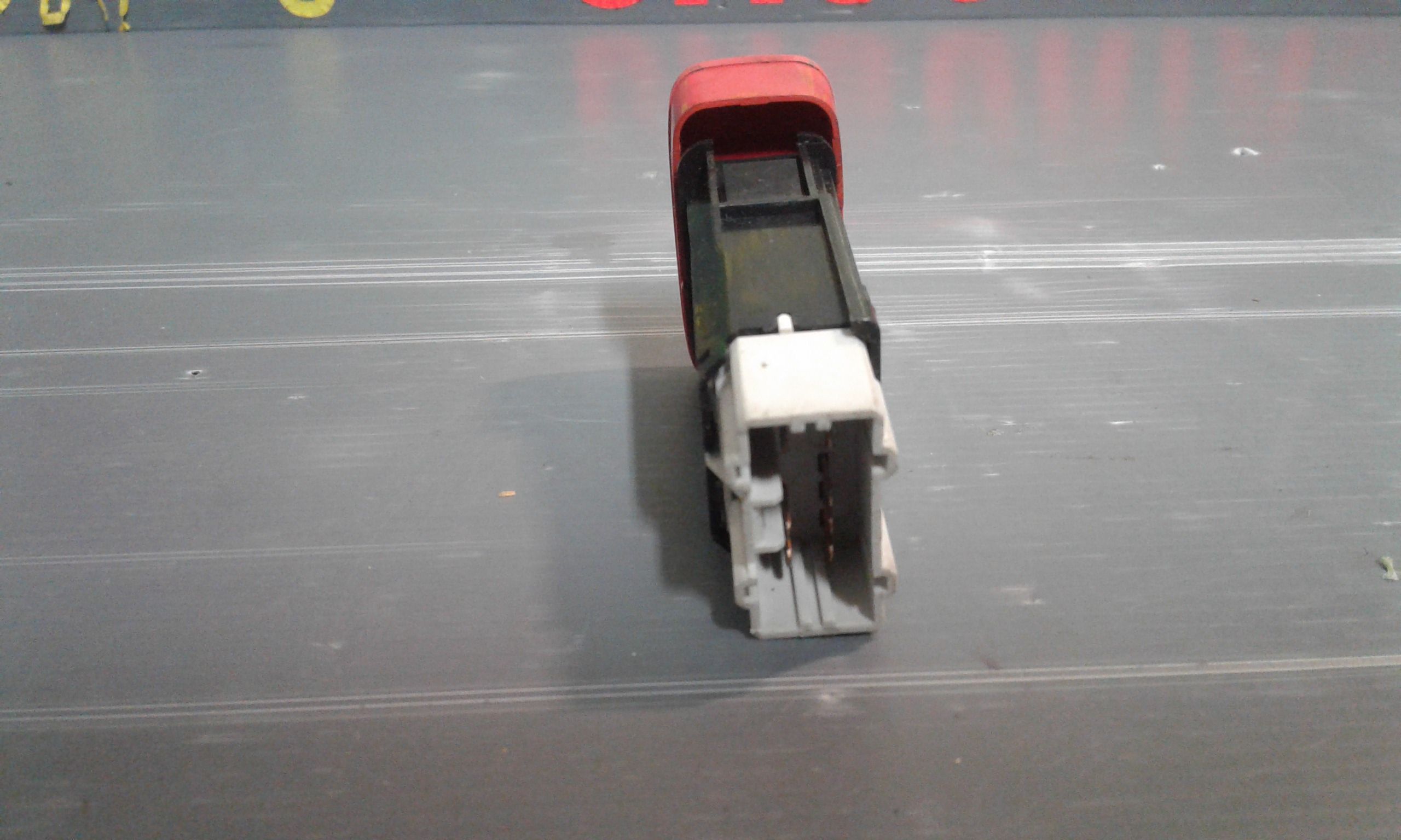 Interruttore Luci Emergenza 35510S2H003 Usato