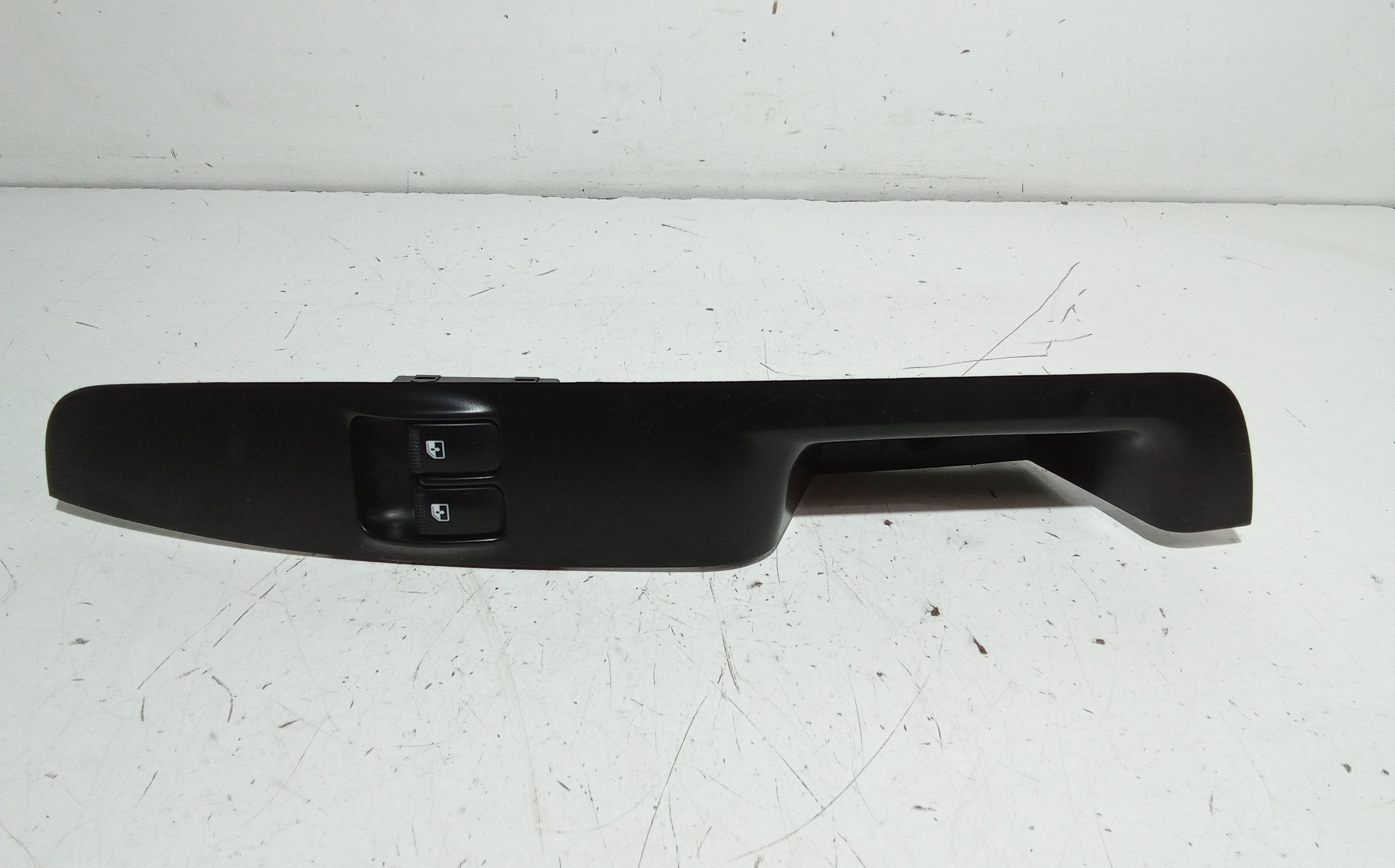 Interruttore Alzacristalli Porta Ant. Sinistro Usato