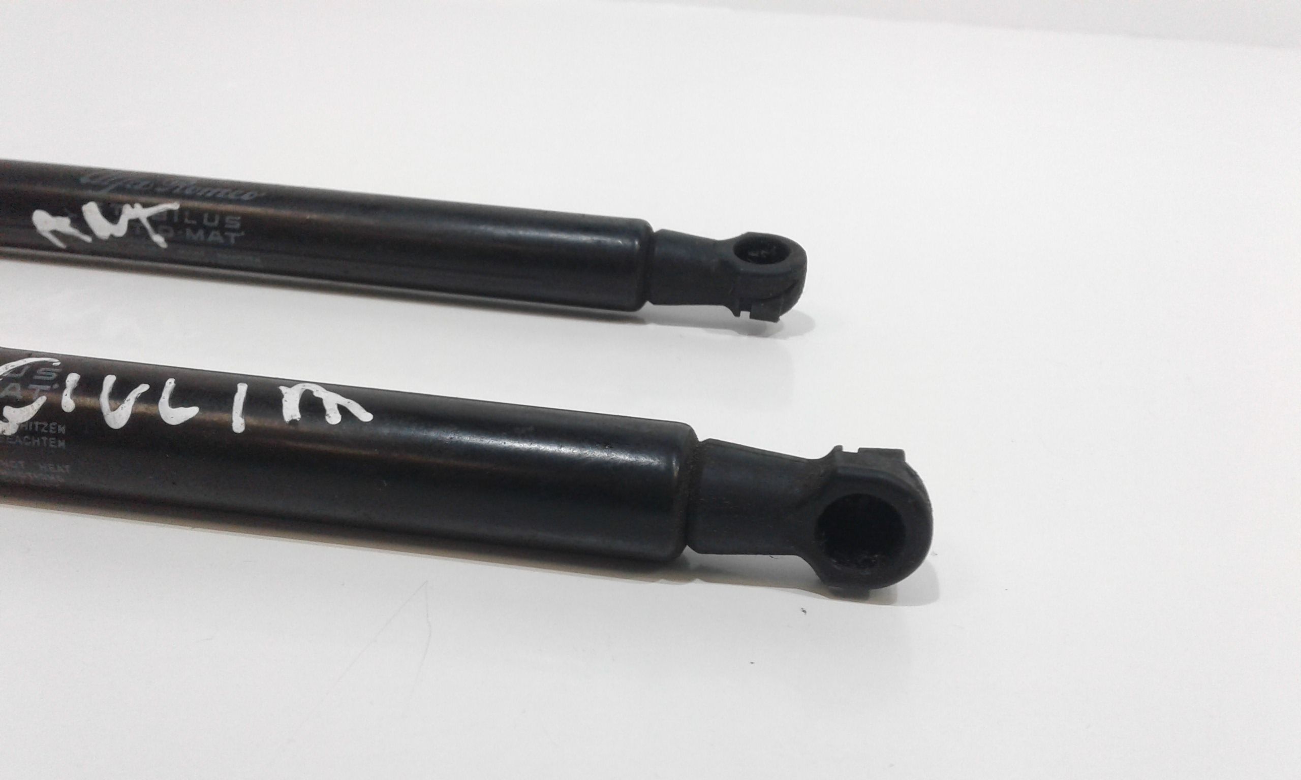 Asta Ammortizzante Cofano Ant. Usato