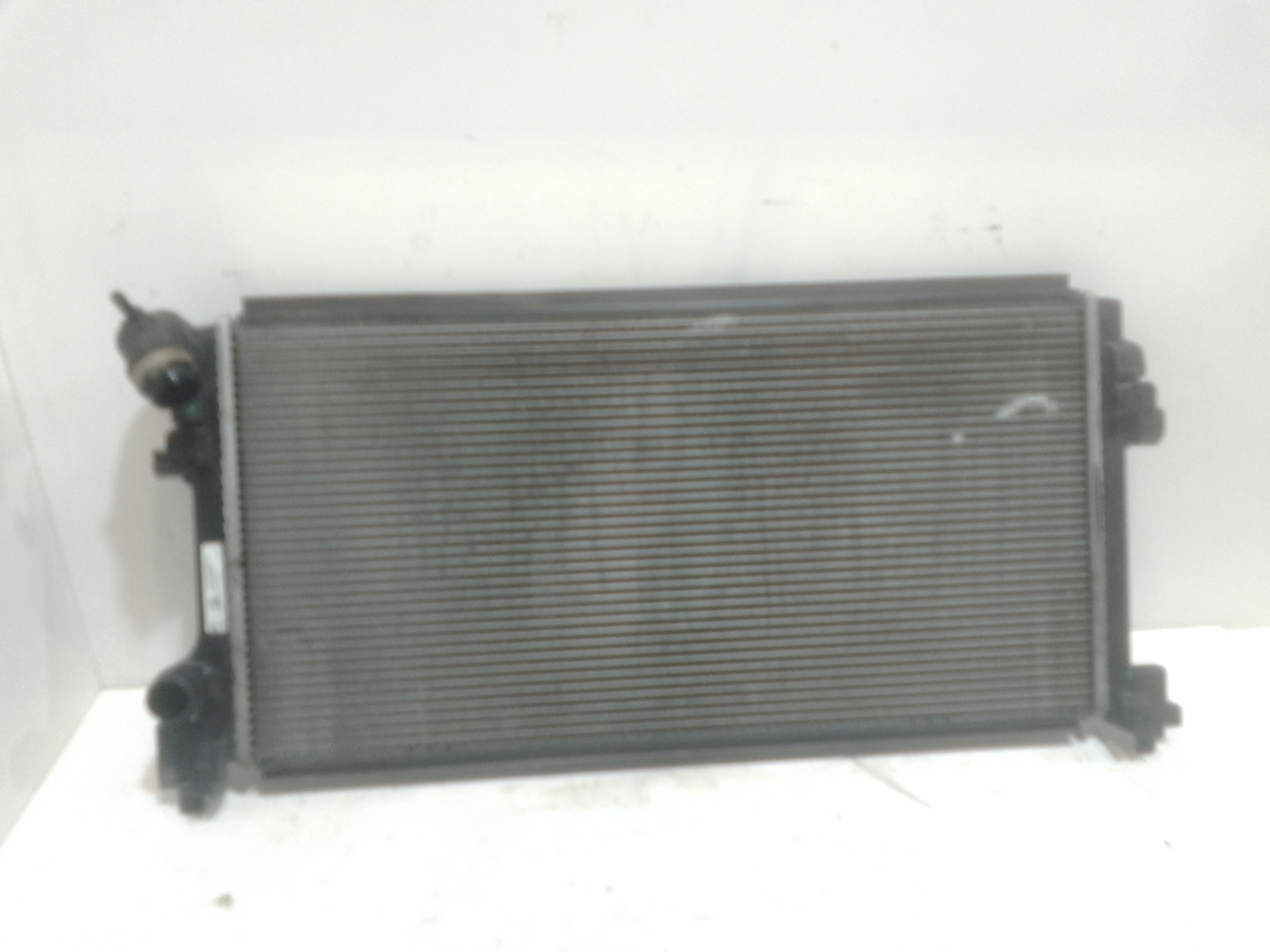 Radiatore 5Q0121251GN Usato