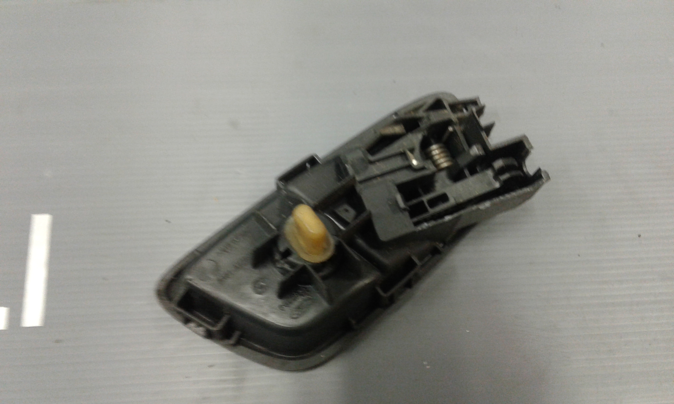 Maniglia Int. Apertura Porta Post. Sinistro Usato