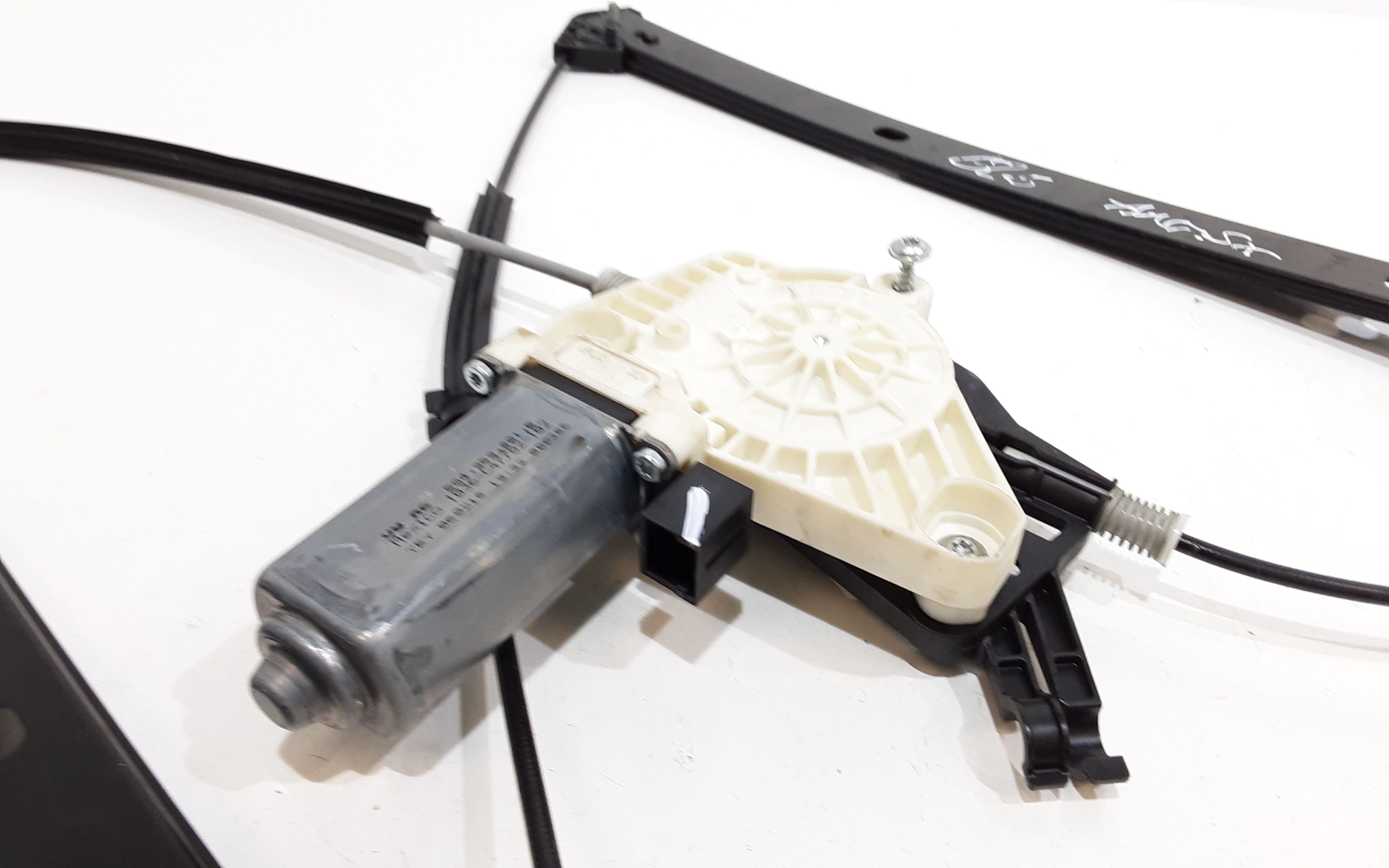 Alzacristallo Porta Ant. Sinistro Usato