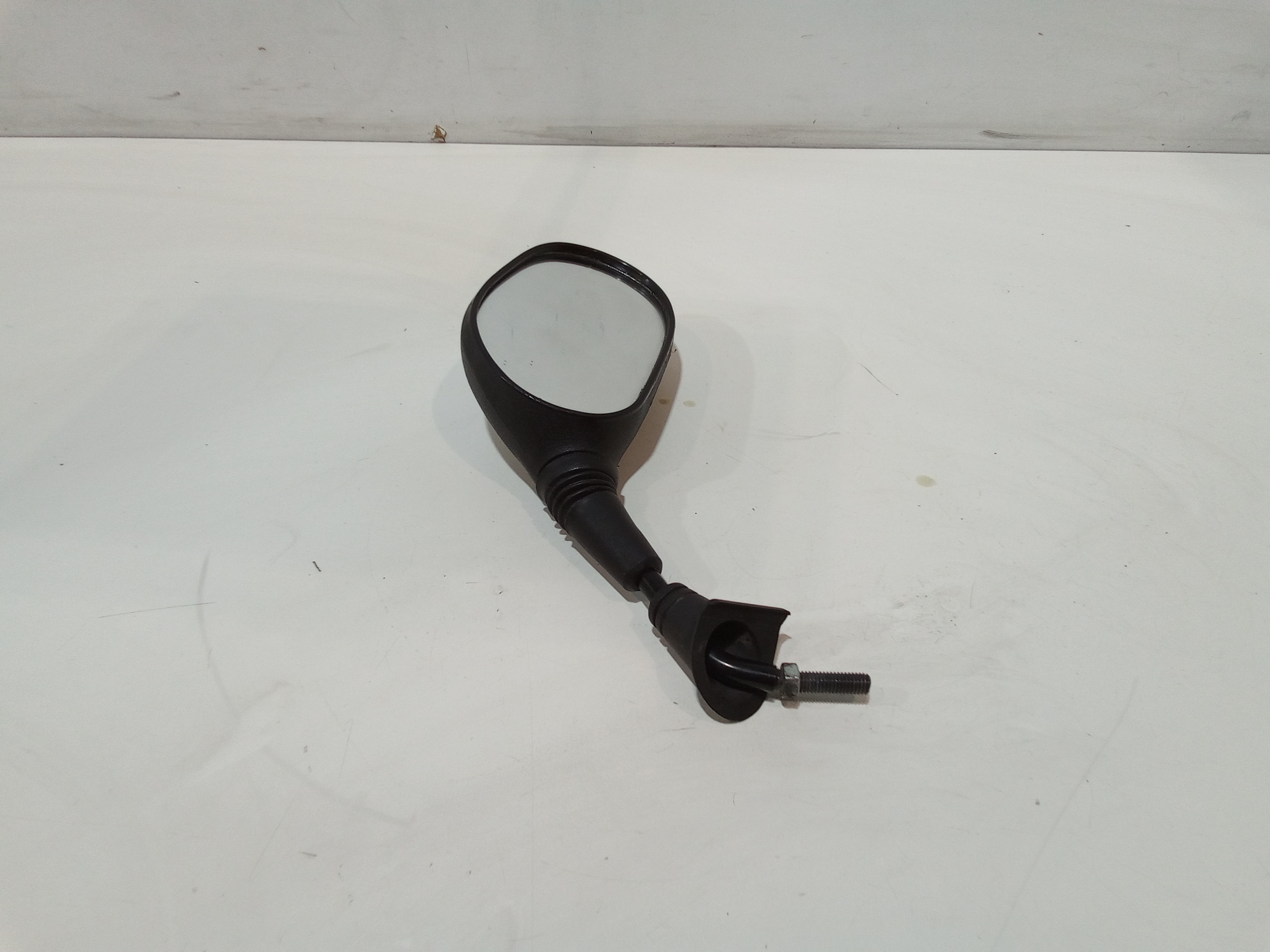 Retrovisore Est. Destro Usato