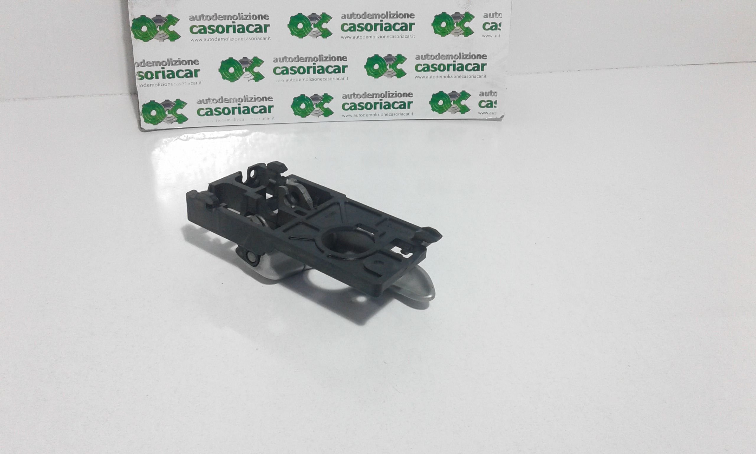 Maniglia Int. Apertura Porta Post. Sinistro 826100X0004X Usato