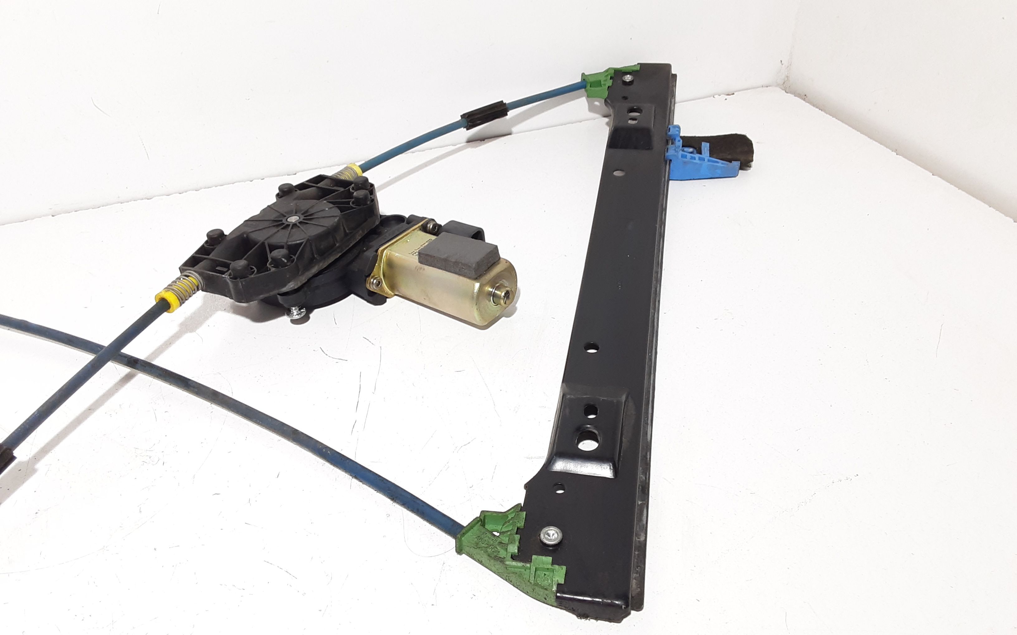 Alzacristallo Porta Ant. Destro Usato