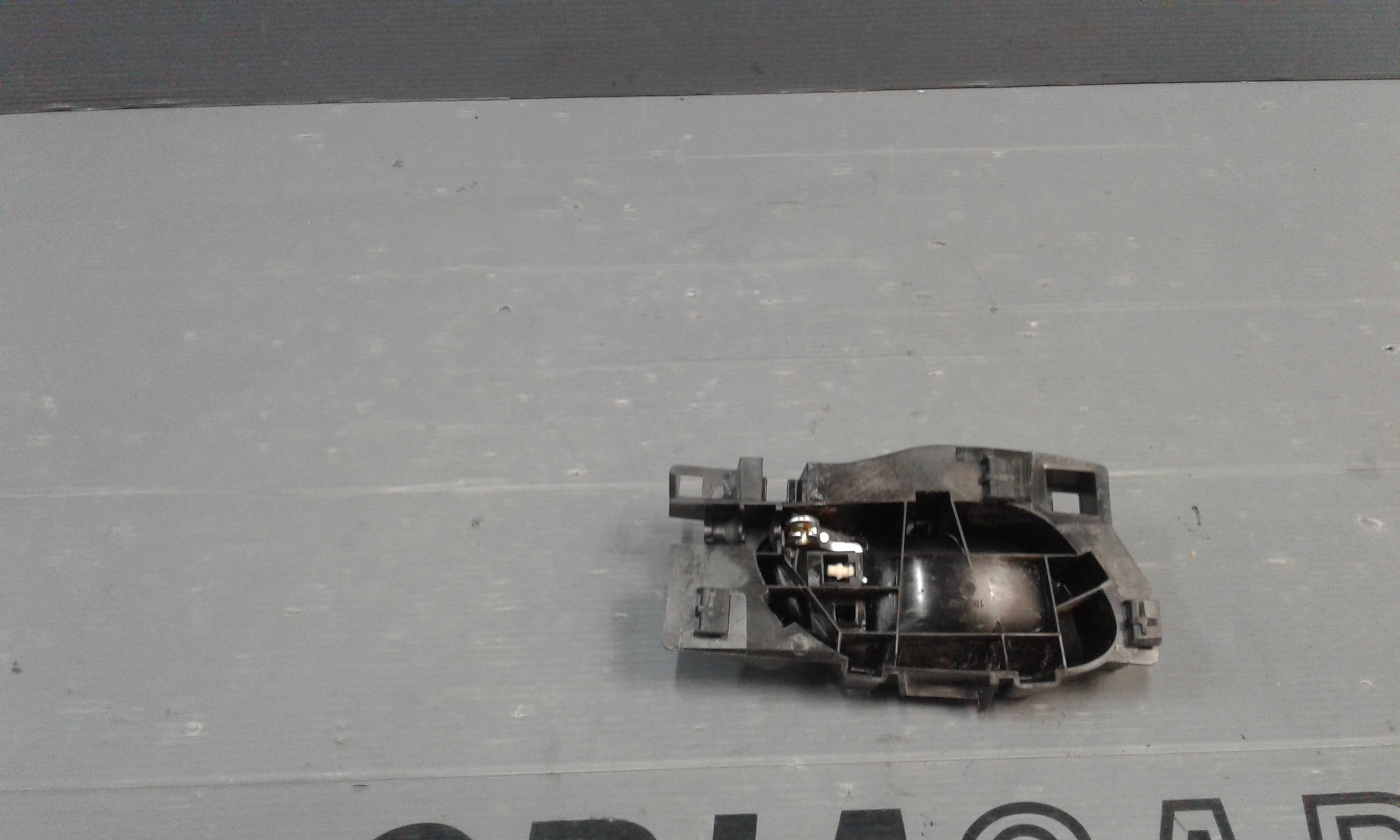 Maniglia Int. Apertura Porta Ant. Sinistro 9143T1 Usato