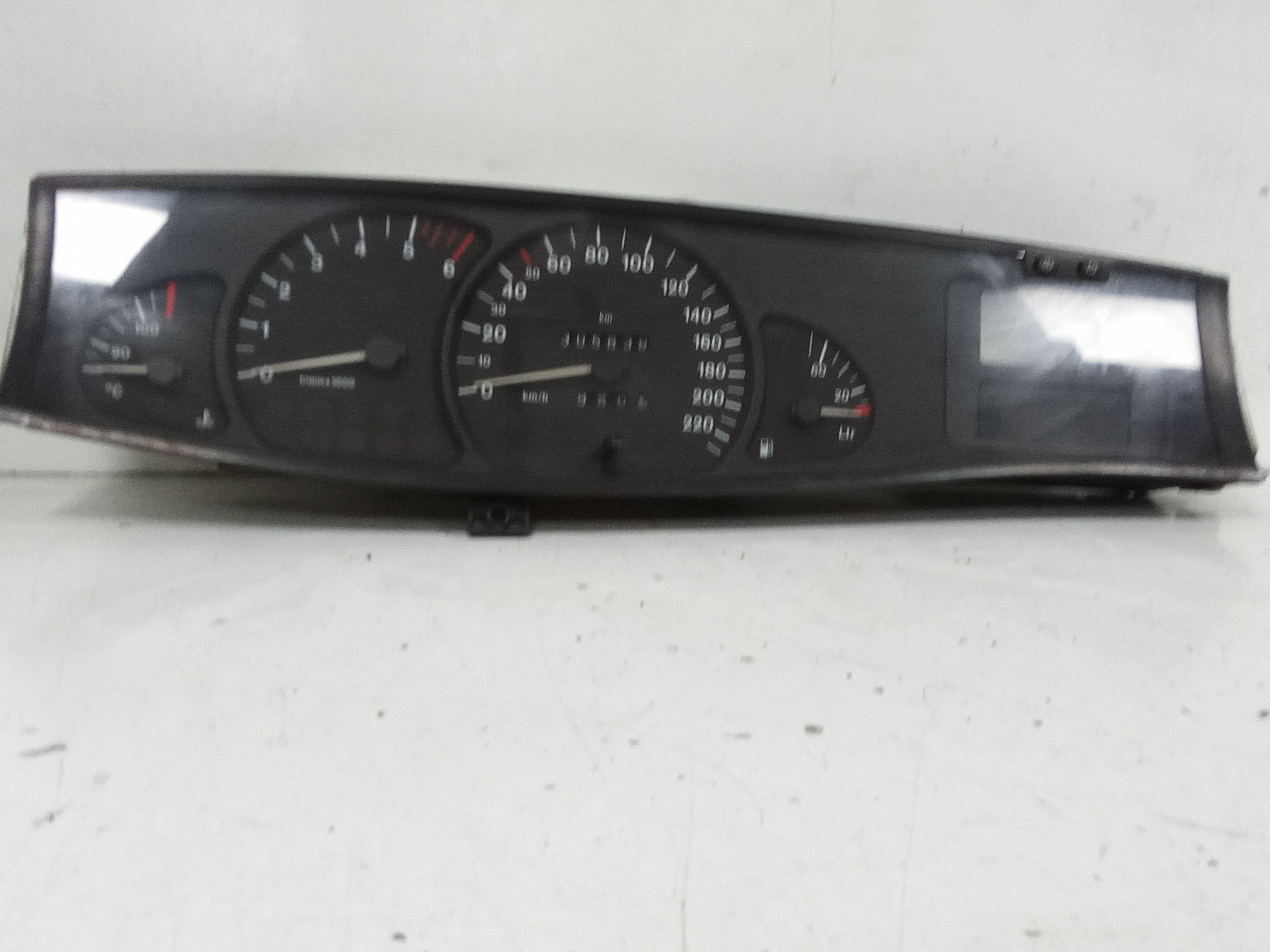 Quadro Portastrumenti Usato