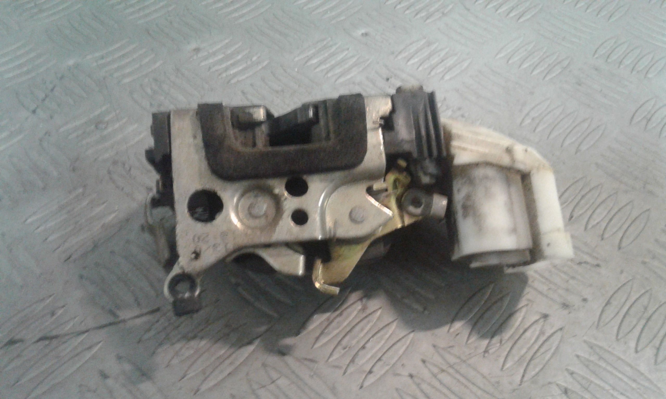 Serratura Porta Post. Destro 46827780 Usato