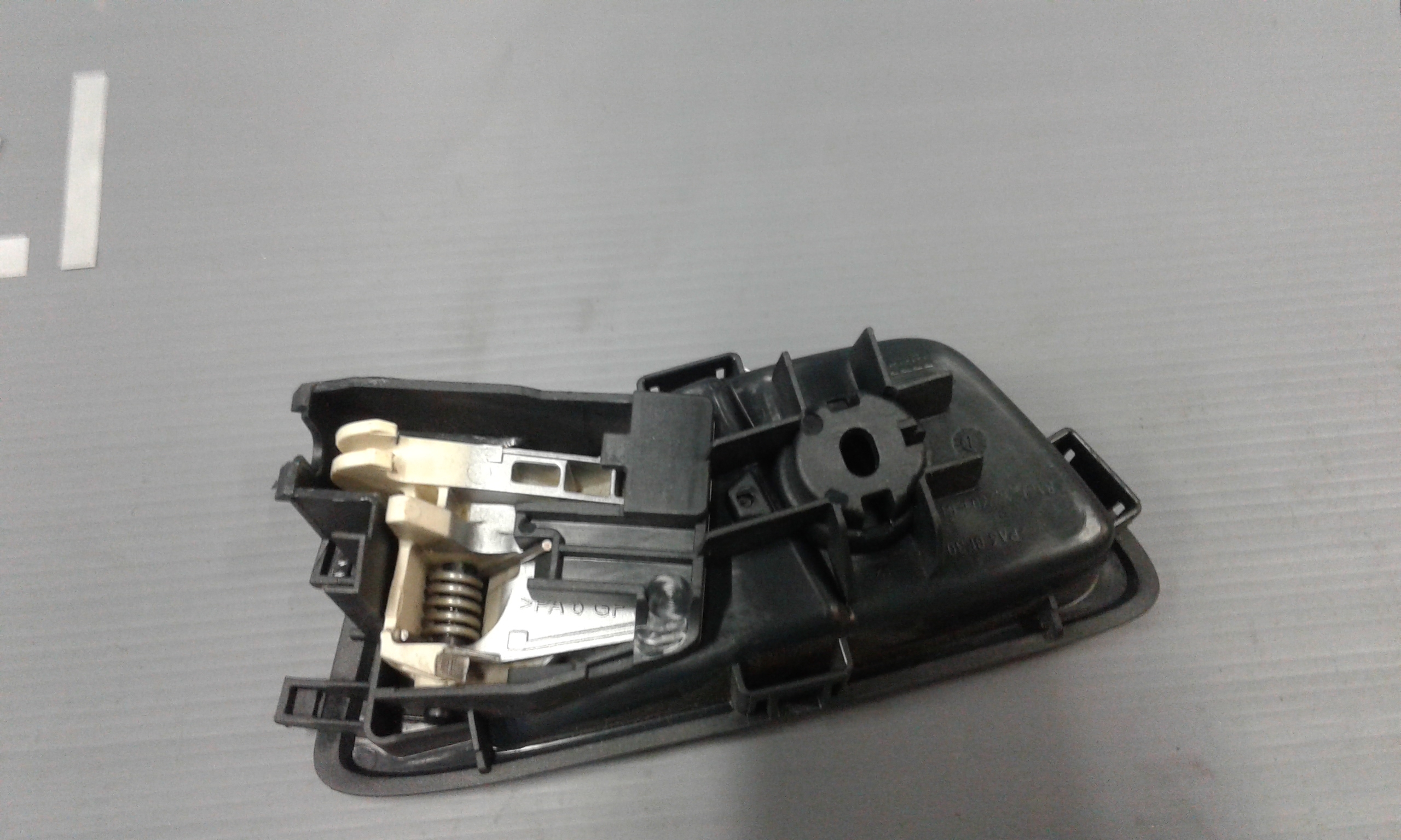 Maniglia Int. Apertura Porta Post. Sinistro Usato