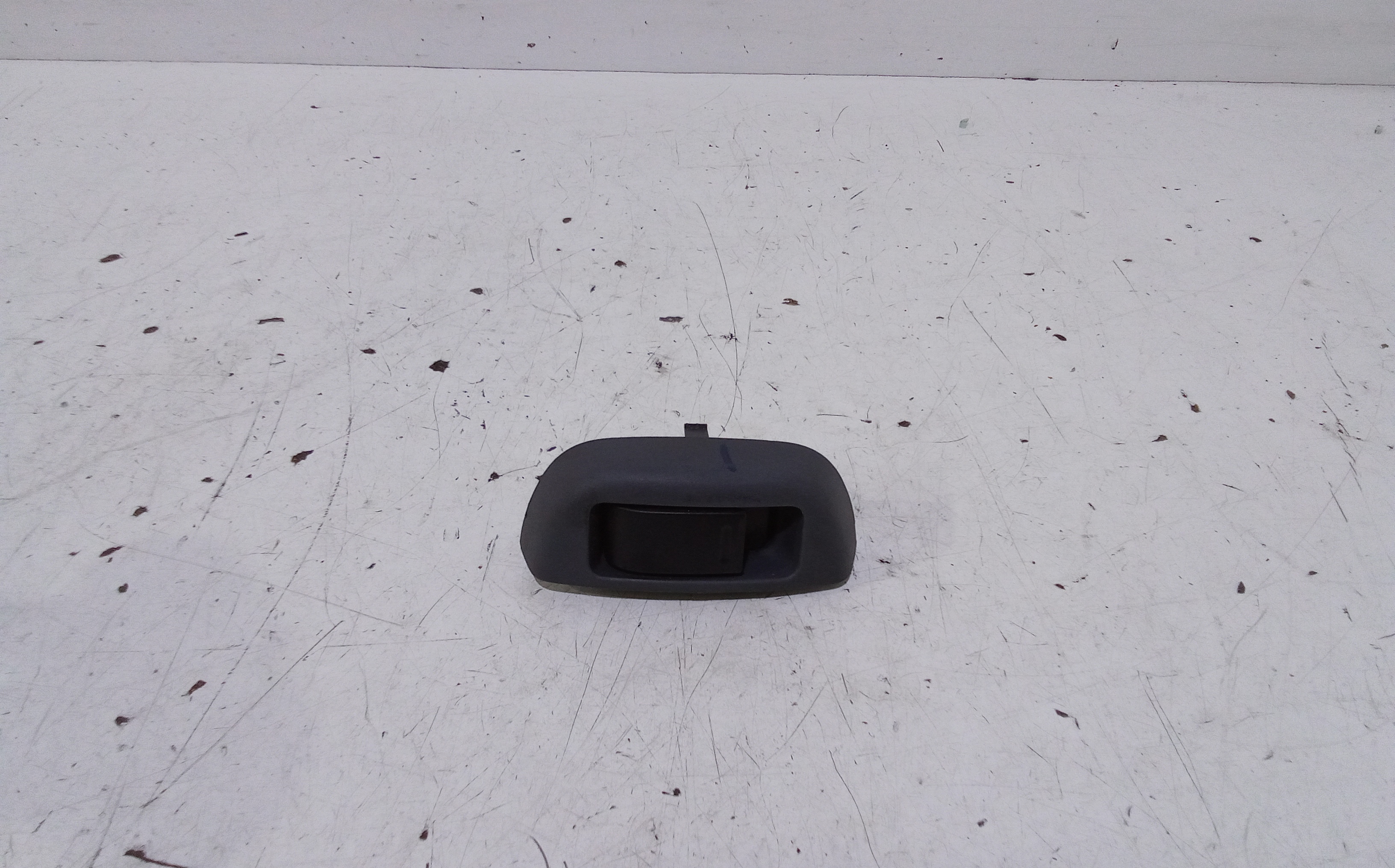 Interruttore Alzacristalli Porta Ant. Destro 848100H010 Usato