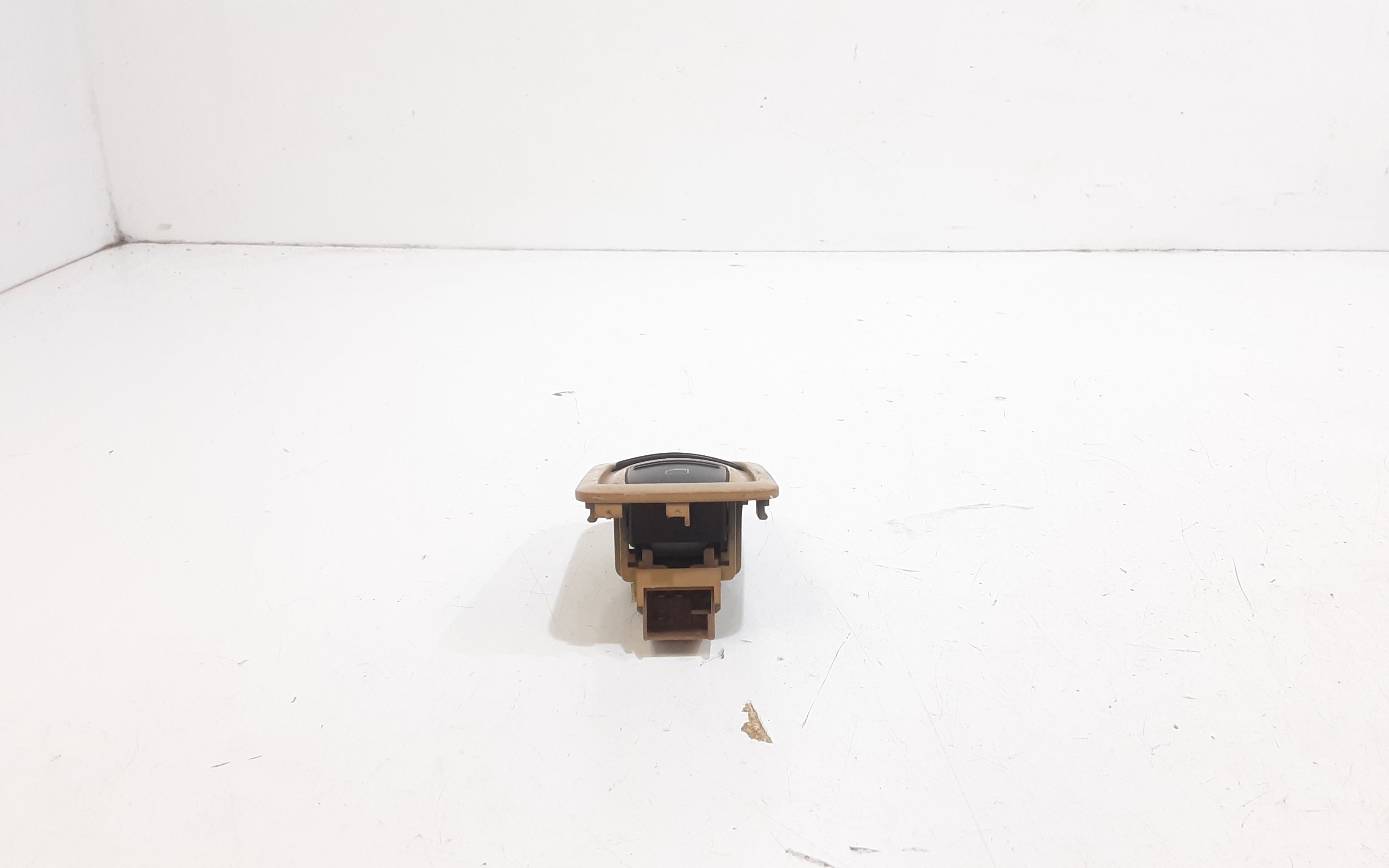 Interruttore Alzacristalli Porta Post. Destro Usato