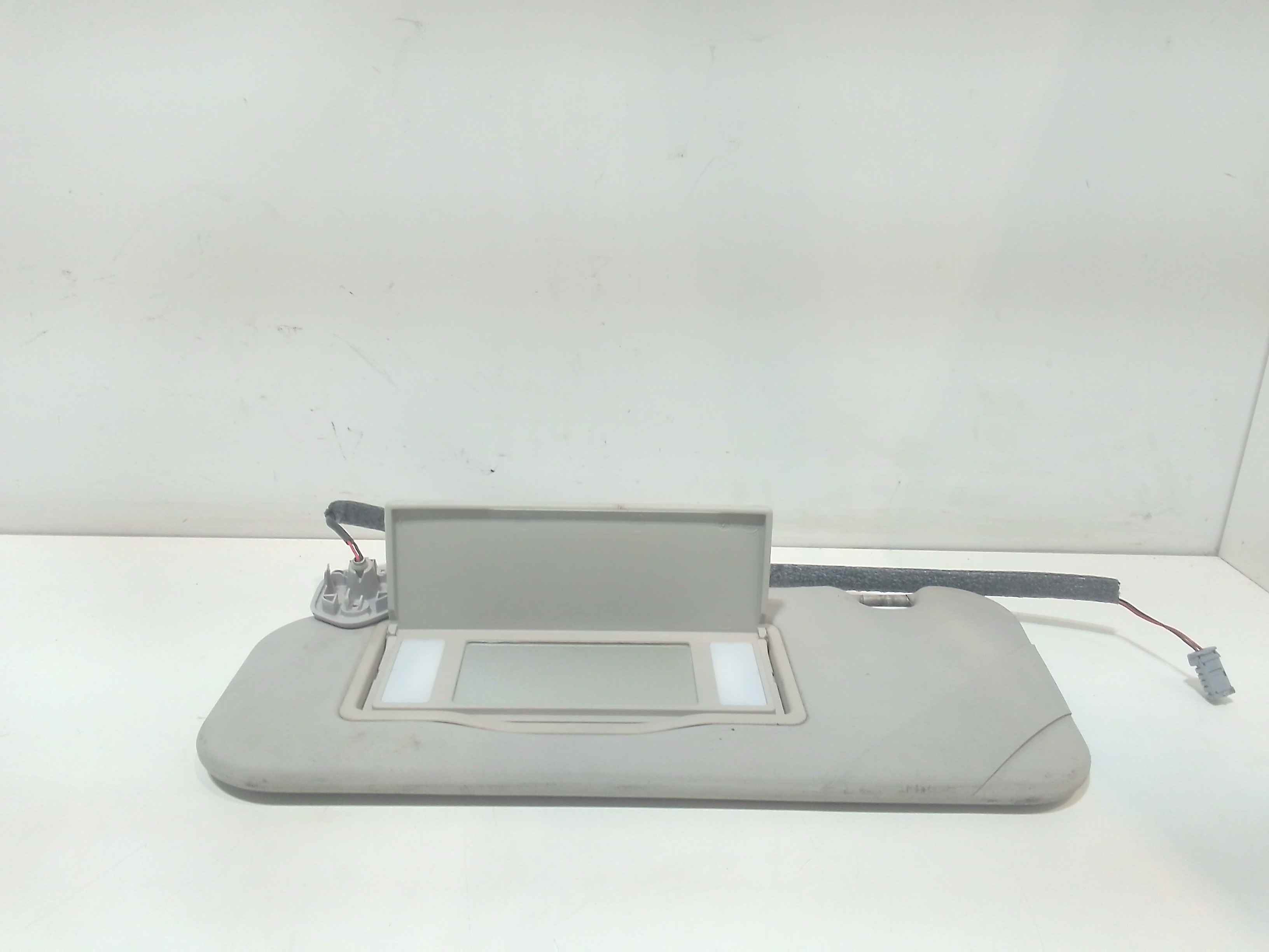 Aletta Parasole Parabrezza Sinistro Usato