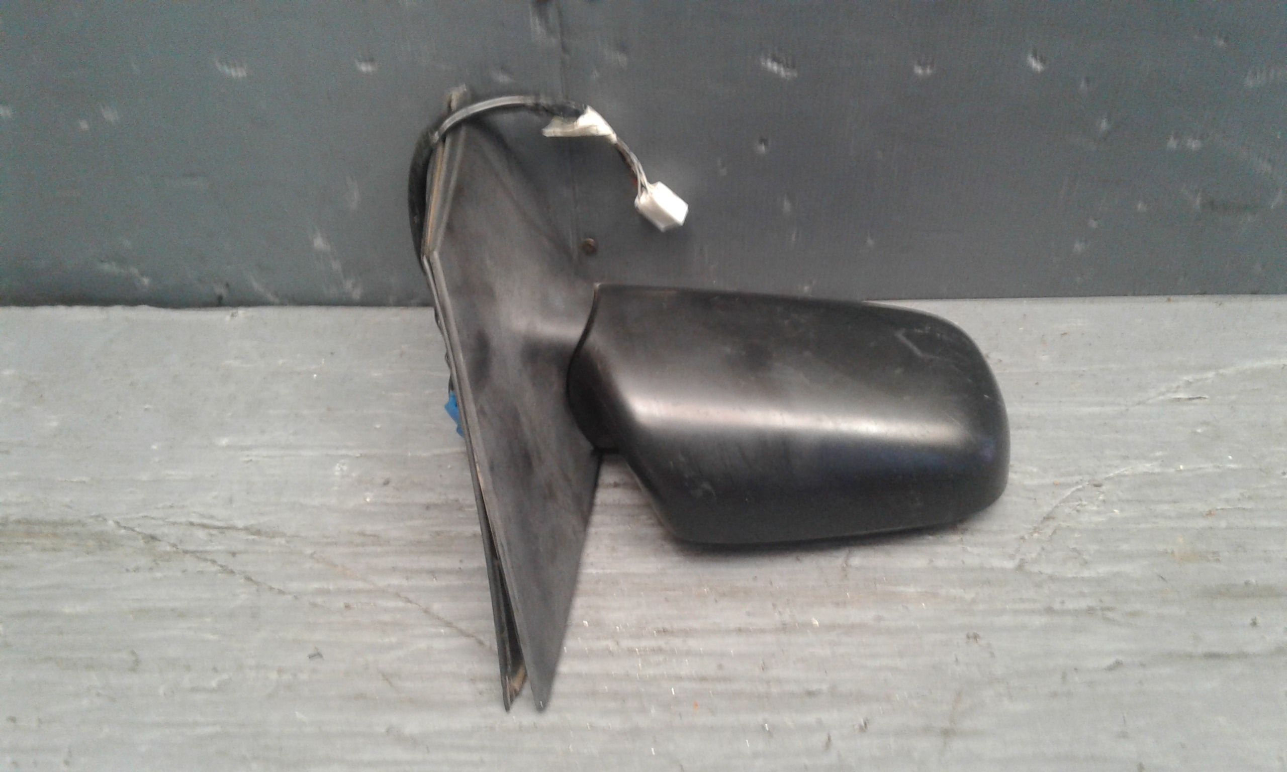 Retrovisore Est. Destro 8791052121 Usato