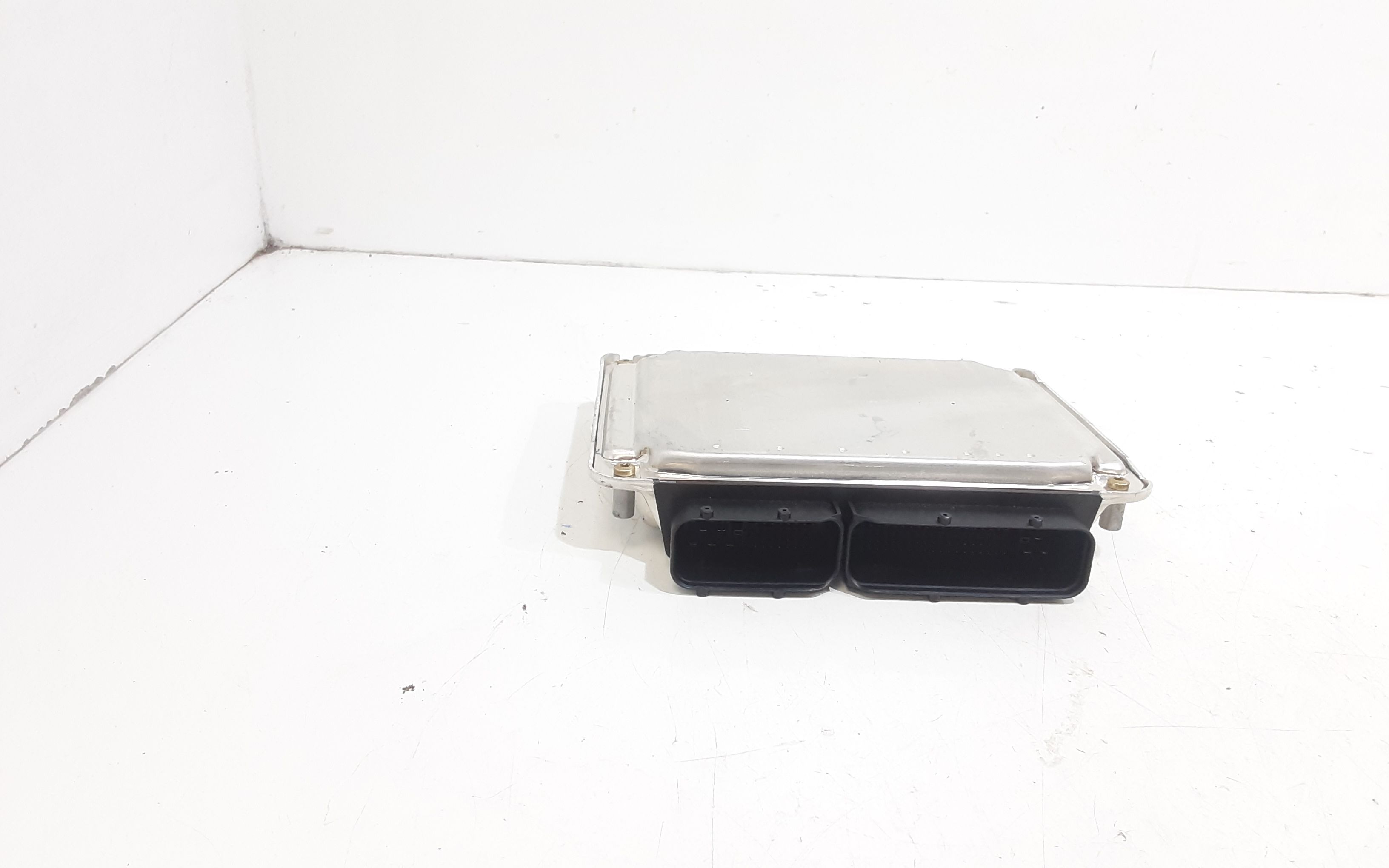 Centralina Iniezione 3B0906018S Usato