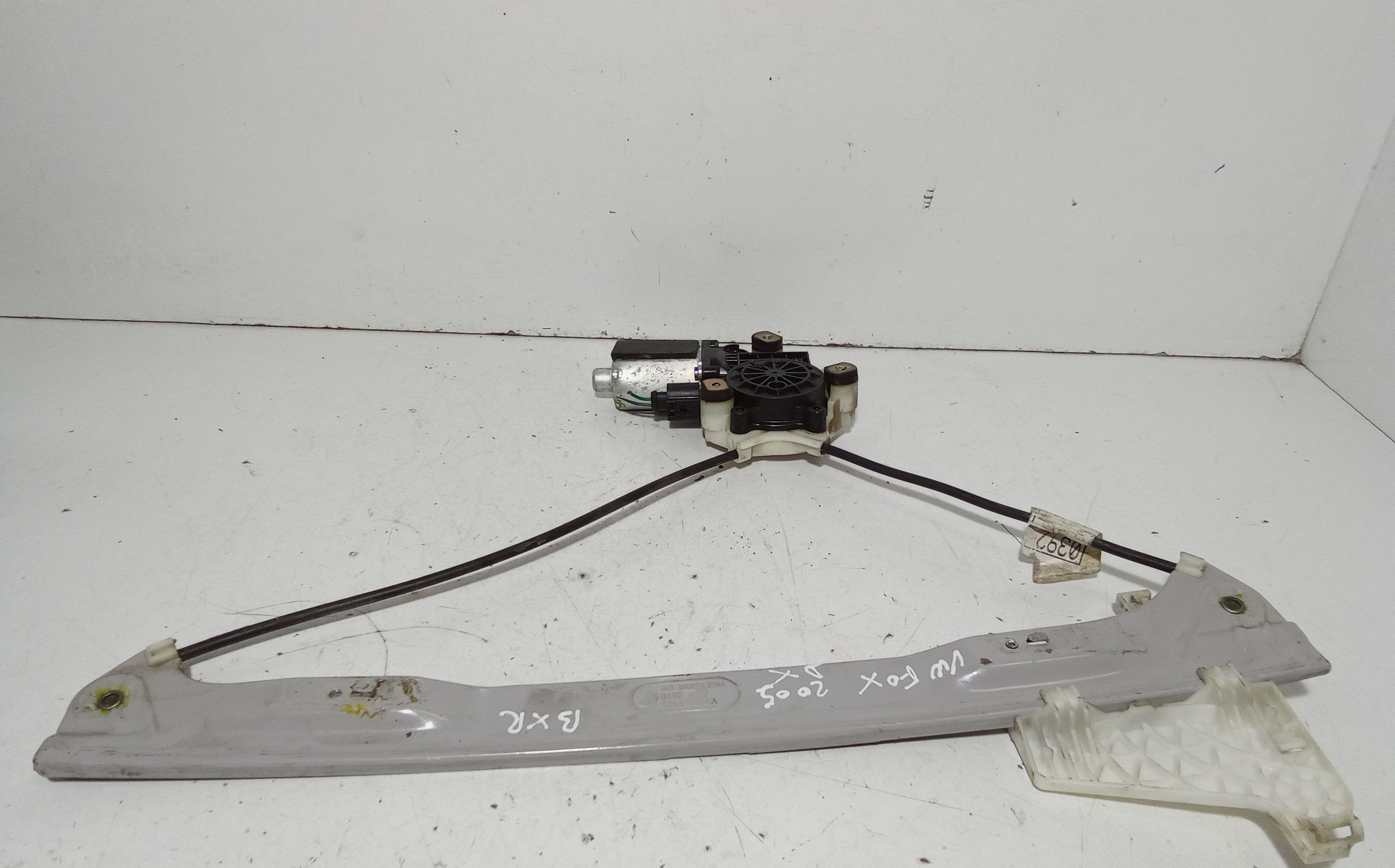 Alzacristallo Porta Ant. Destro 5Z3837502E Usato