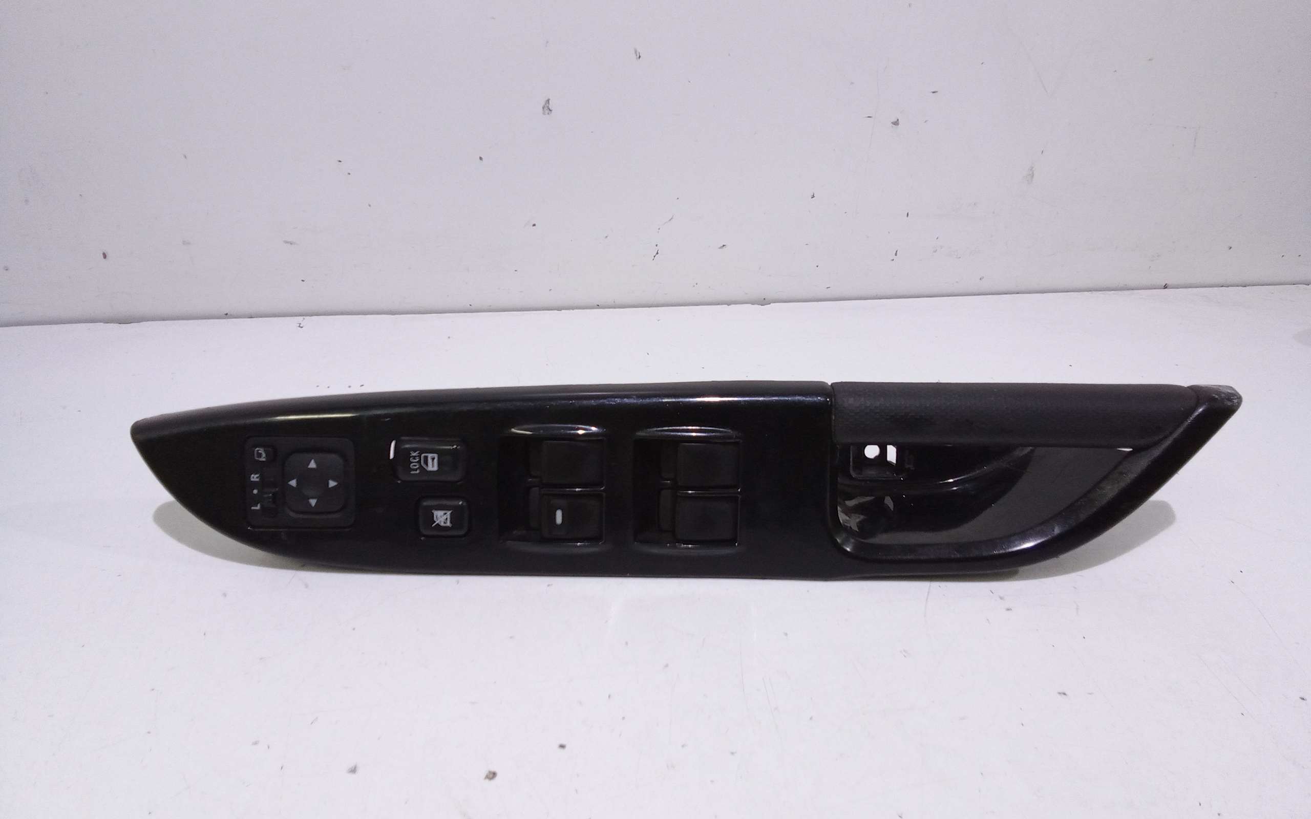 Interruttore Alzacristalli Porta Ant. Sinistro Usato