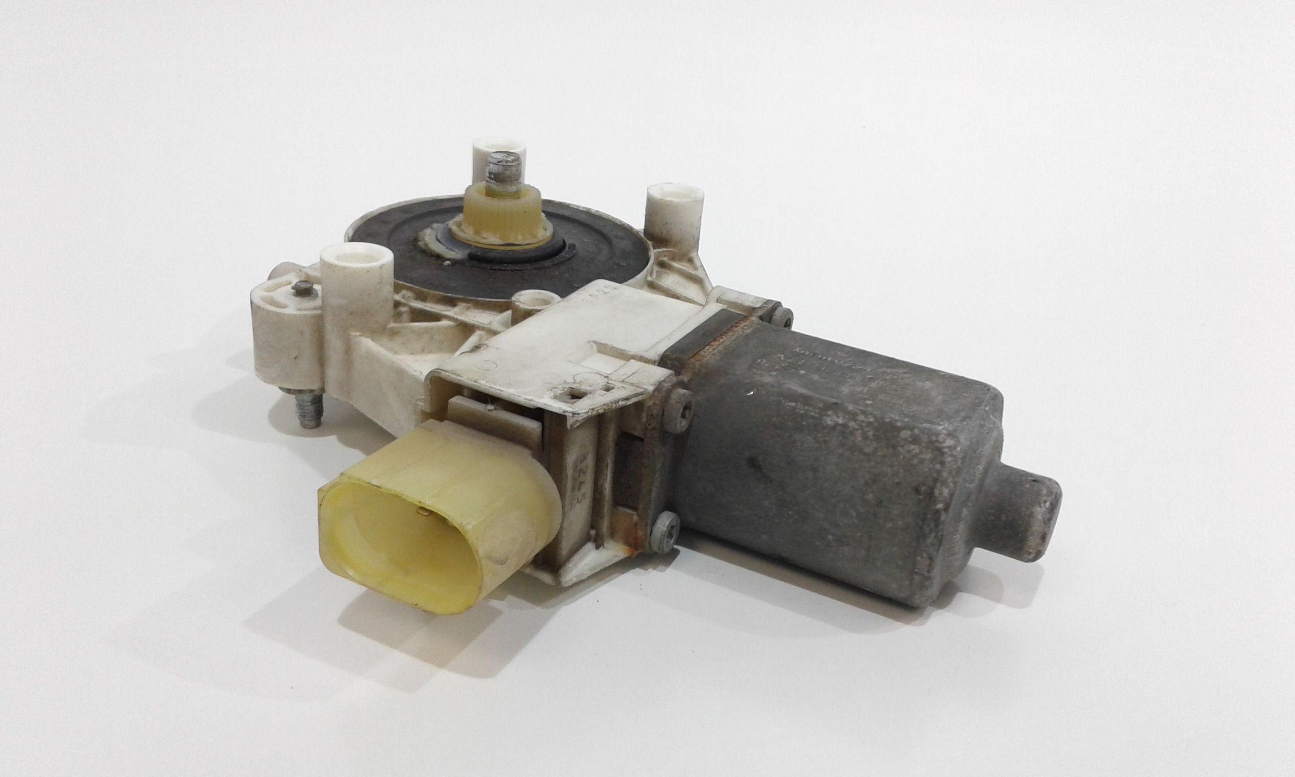 Motorino Alzacristallo Porta Ant. Sinistro 67626927027 Usato