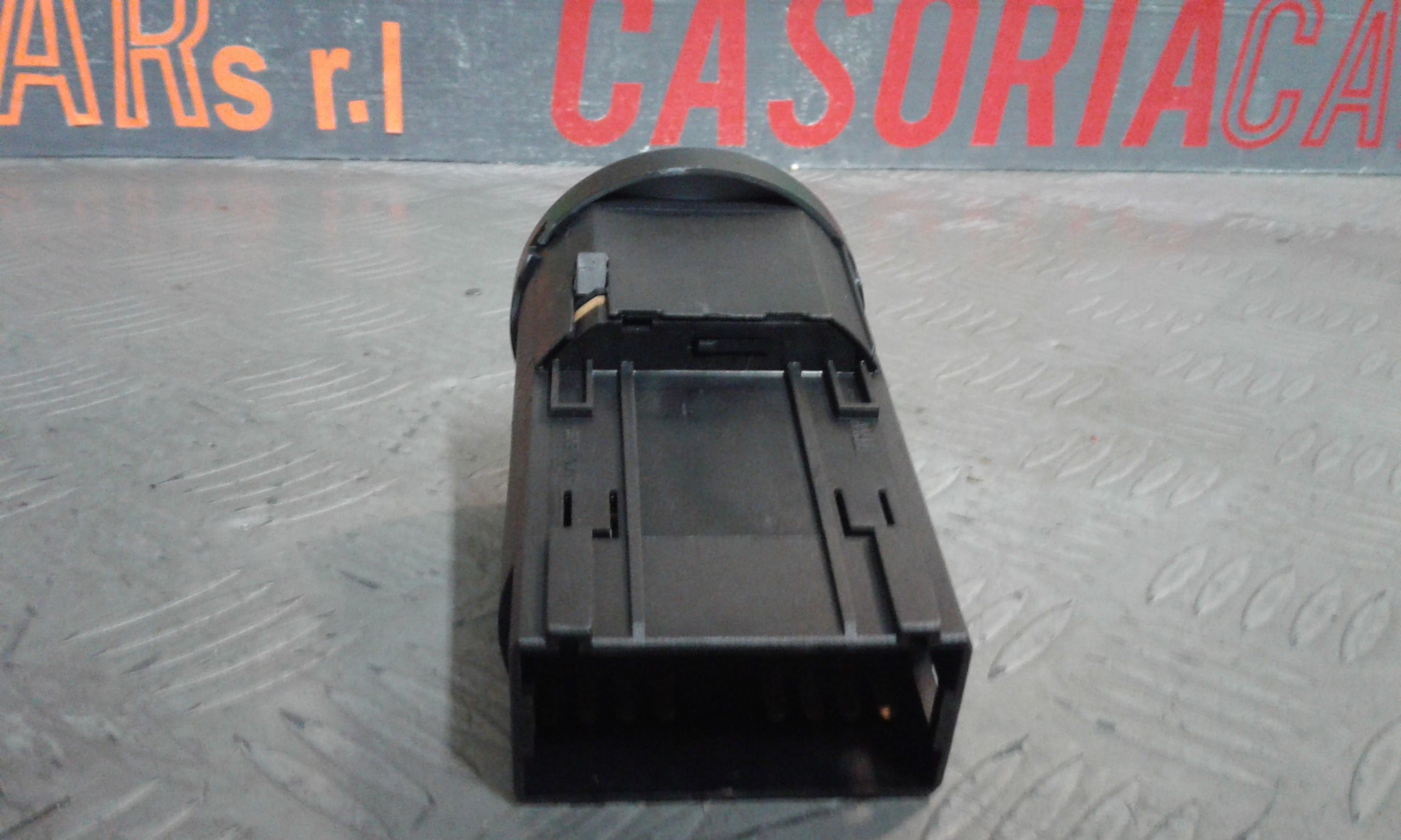 Interruttore Blocco Comando Luci 1C094153120H Usato