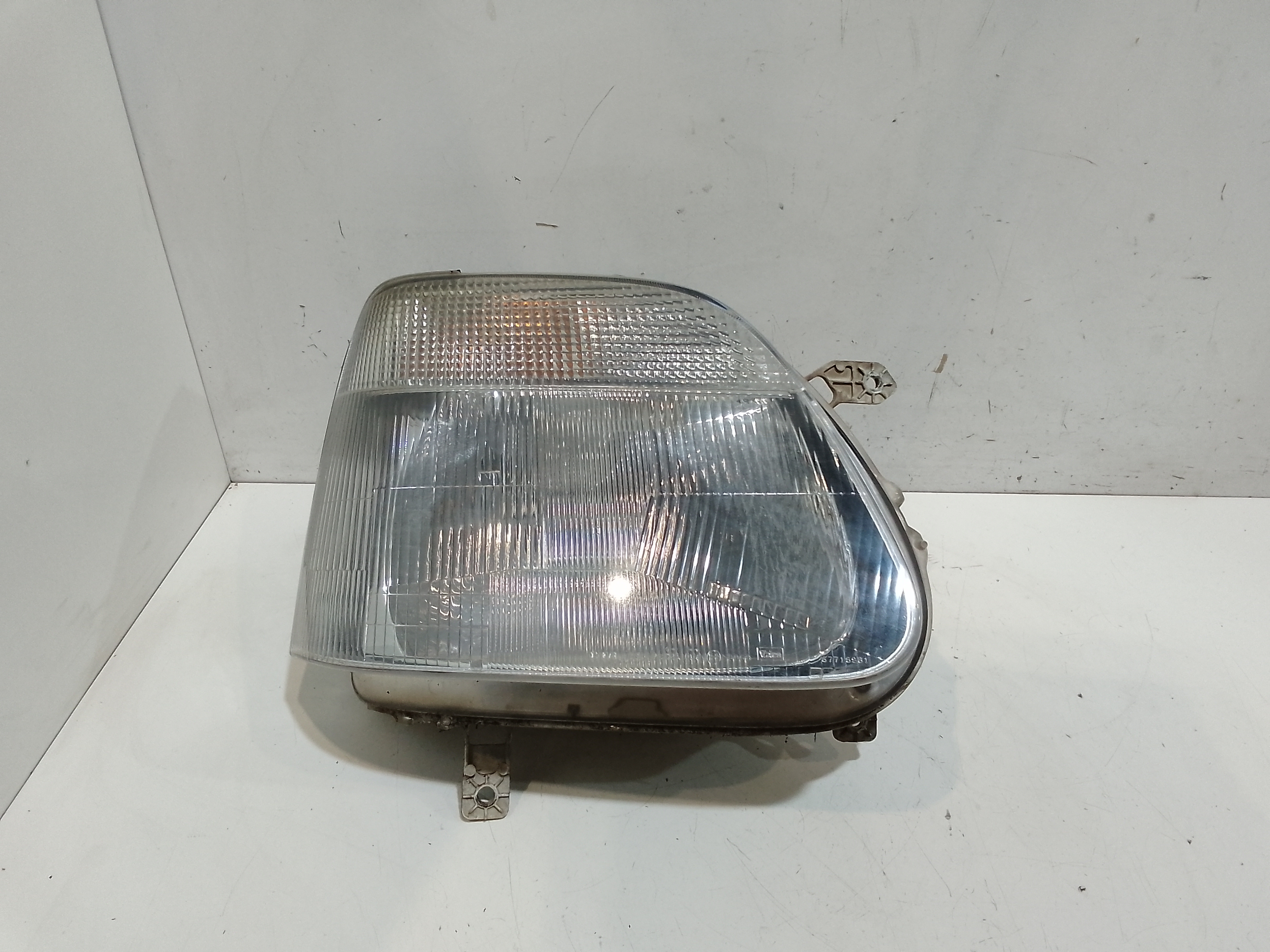 Proiettore Destro 9199349 Usato