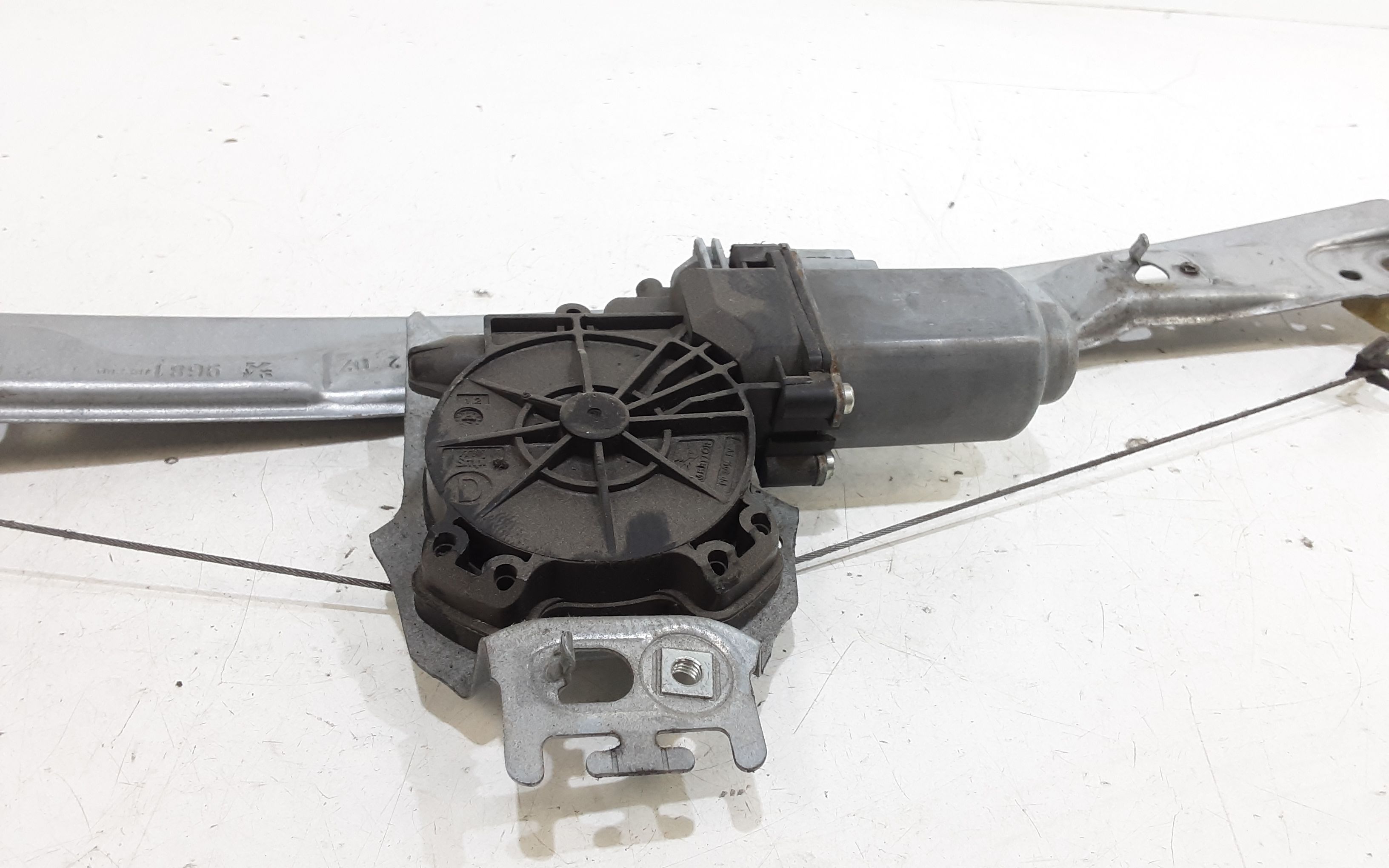 Alzacristallo Porta Ant. Destro Usato