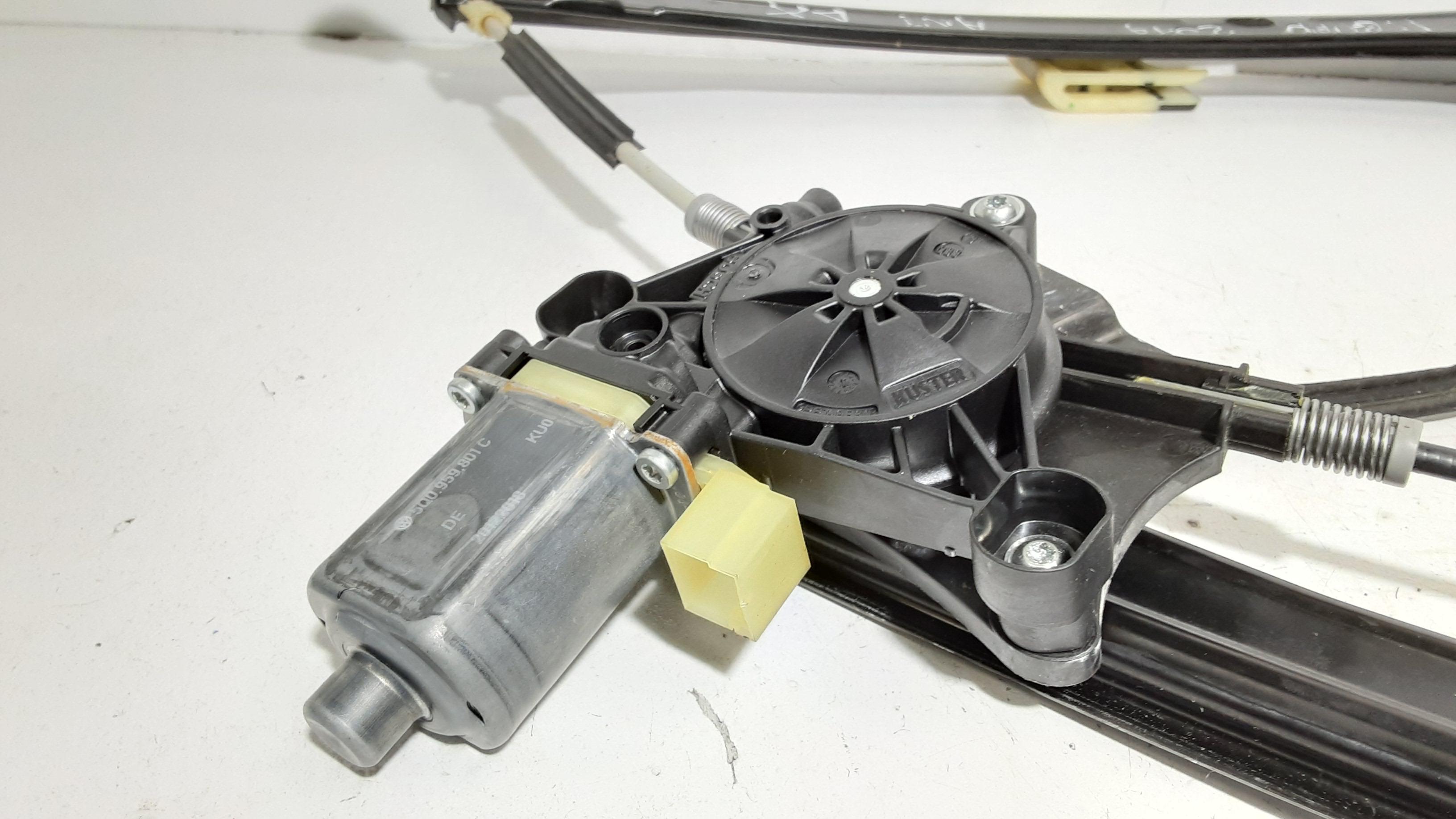 Alzacristallo Porta Ant. Destro Usato