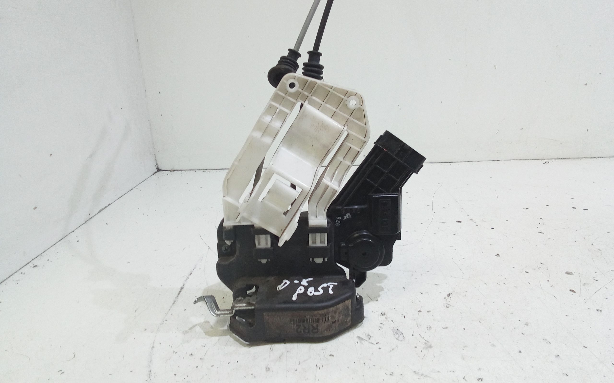 Serratura Porta Post. Destro 814201D000 Usato