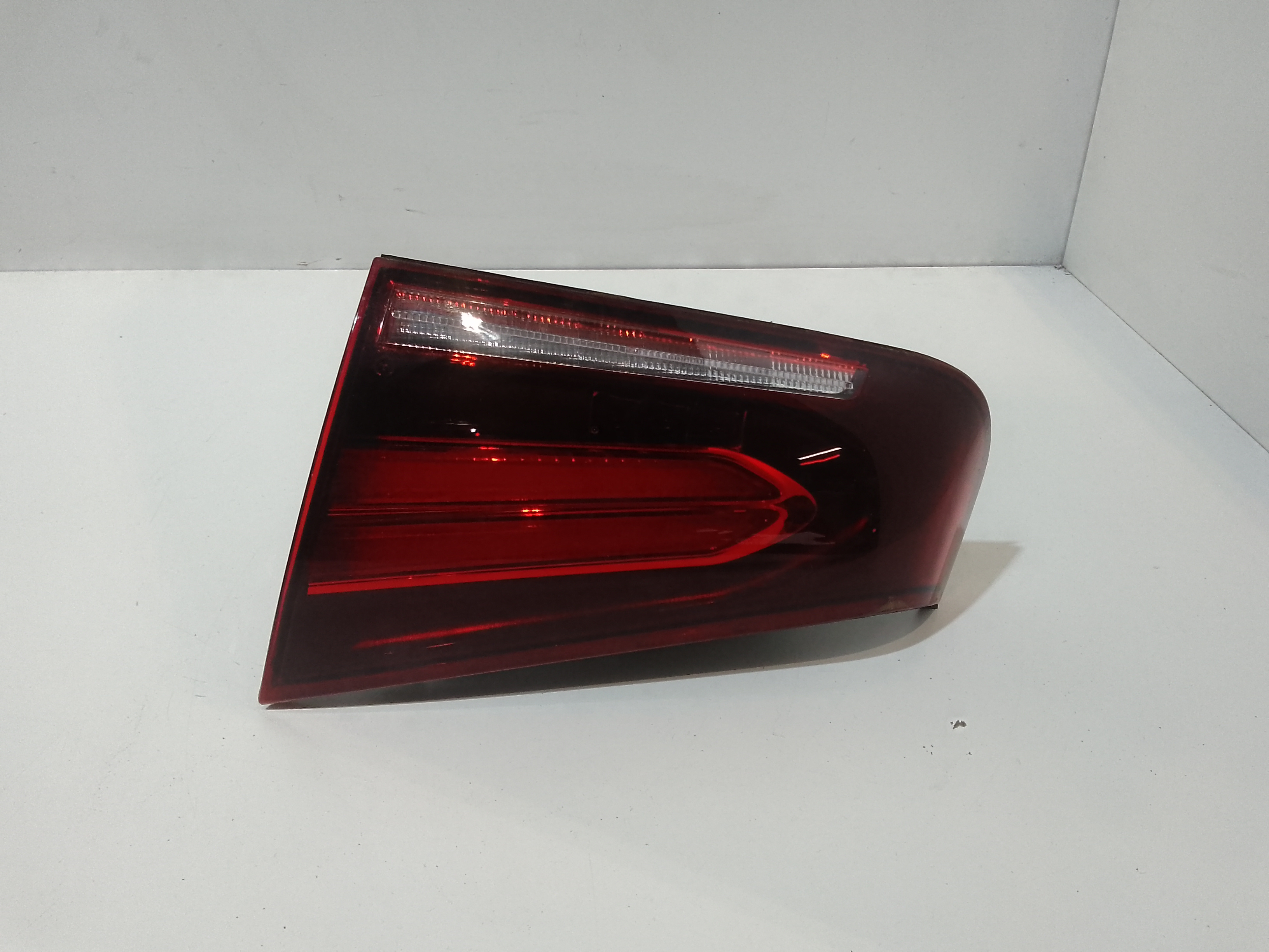 Fanale Post. Parte Int. Destro A1779061200 Usato