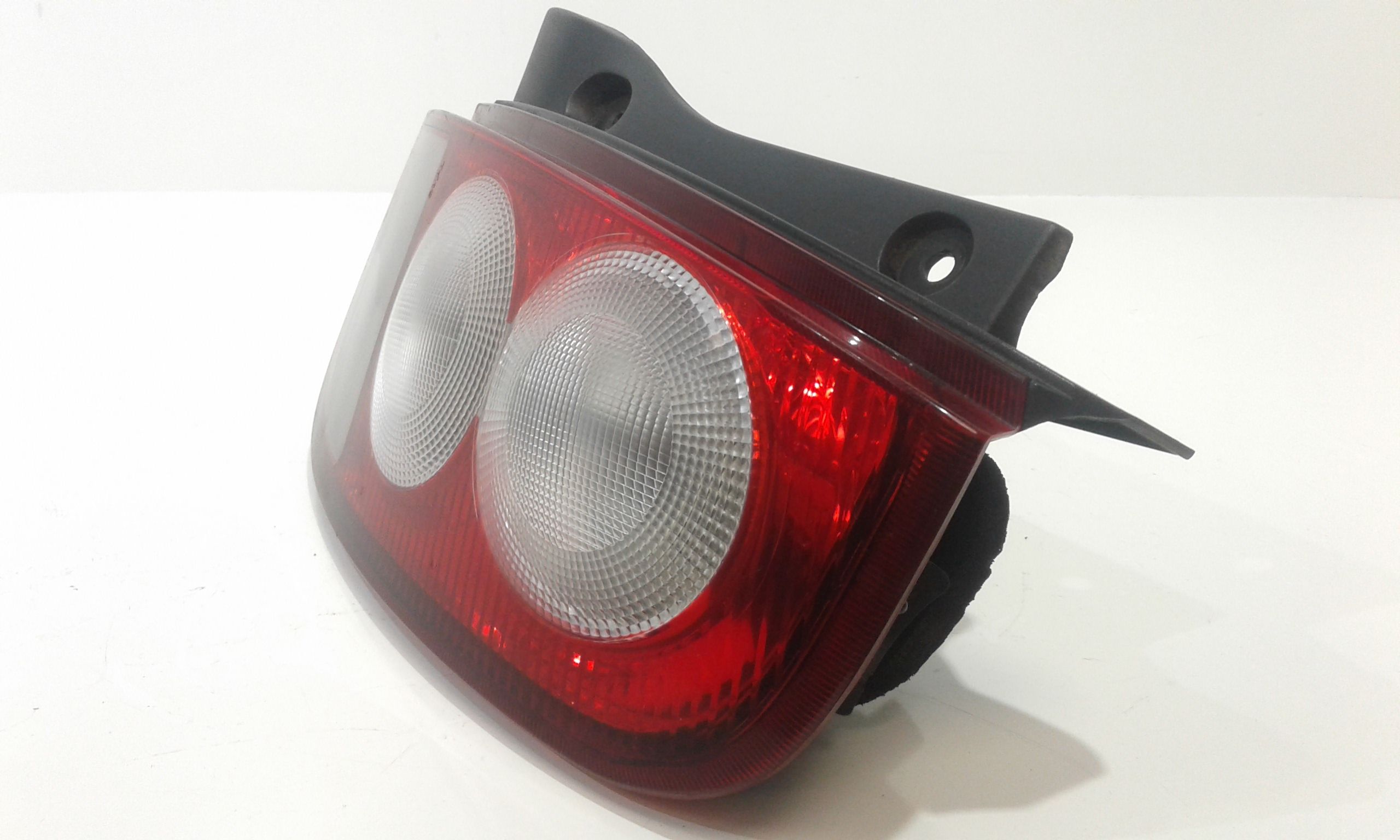 Fanale Post. Destro 26550AX720 Usato