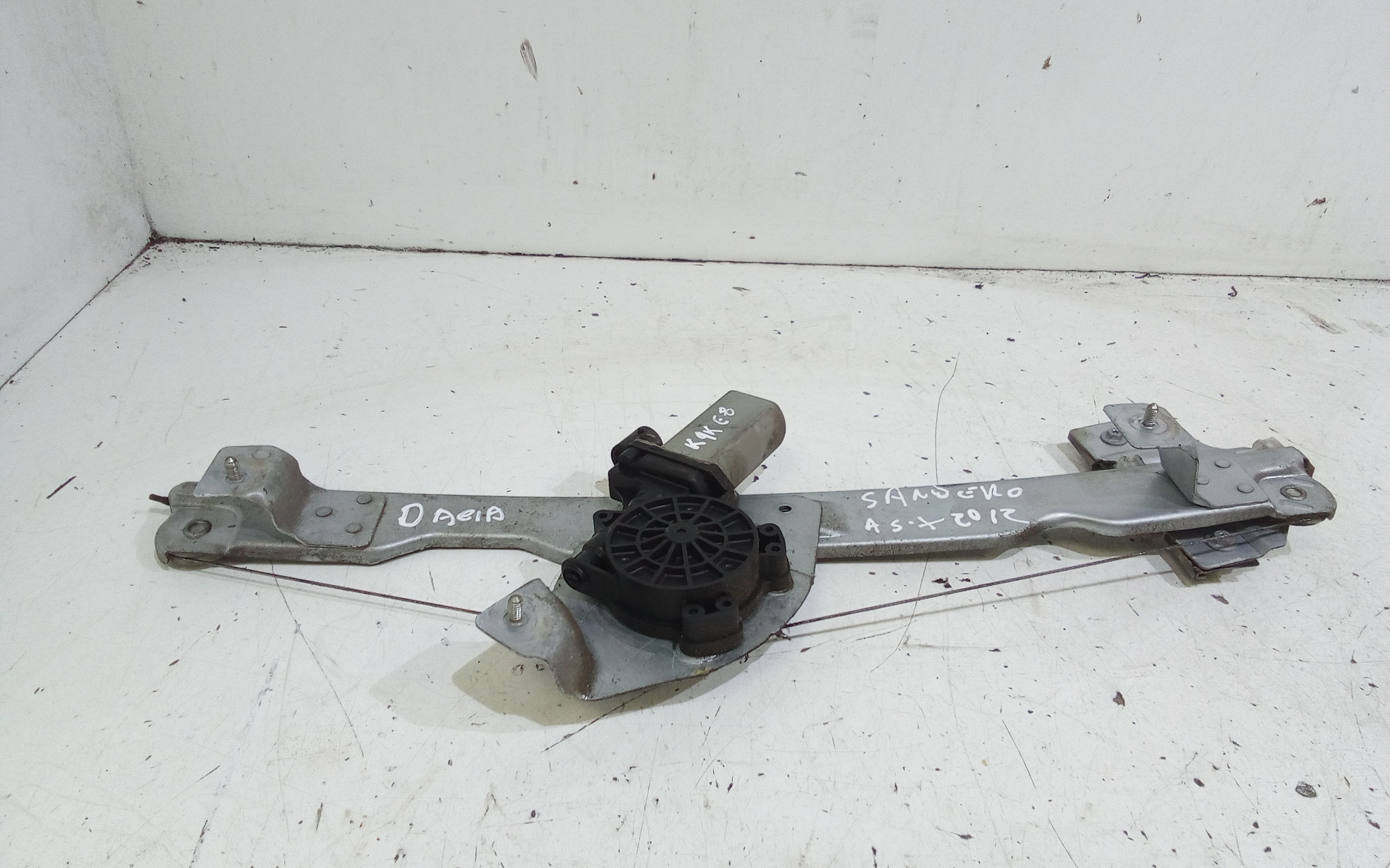 Alzacristallo Porta Ant. Sinistro 8200733826 Usato