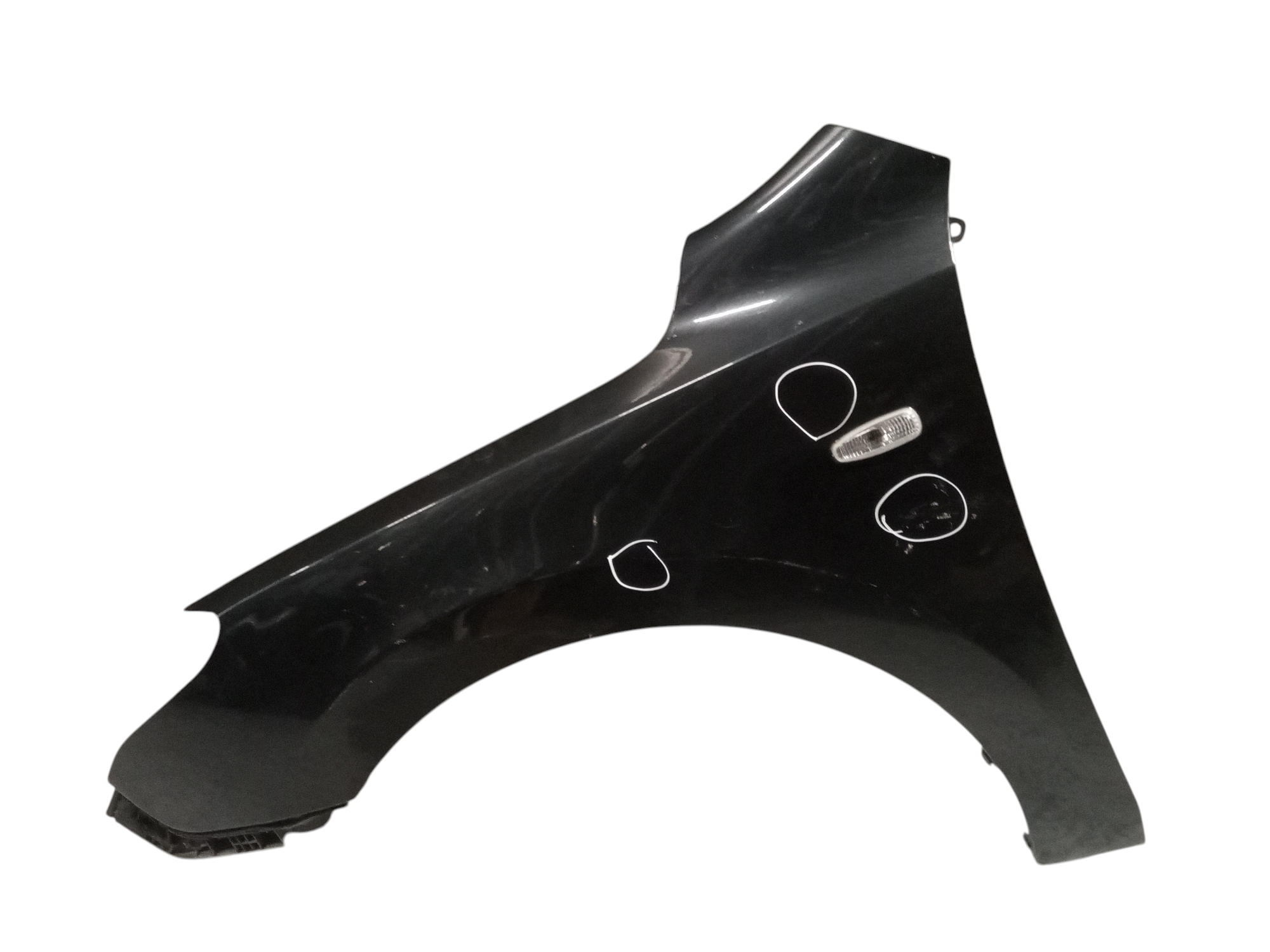 Parafango Ant. Sinistro 663112L030 Usato