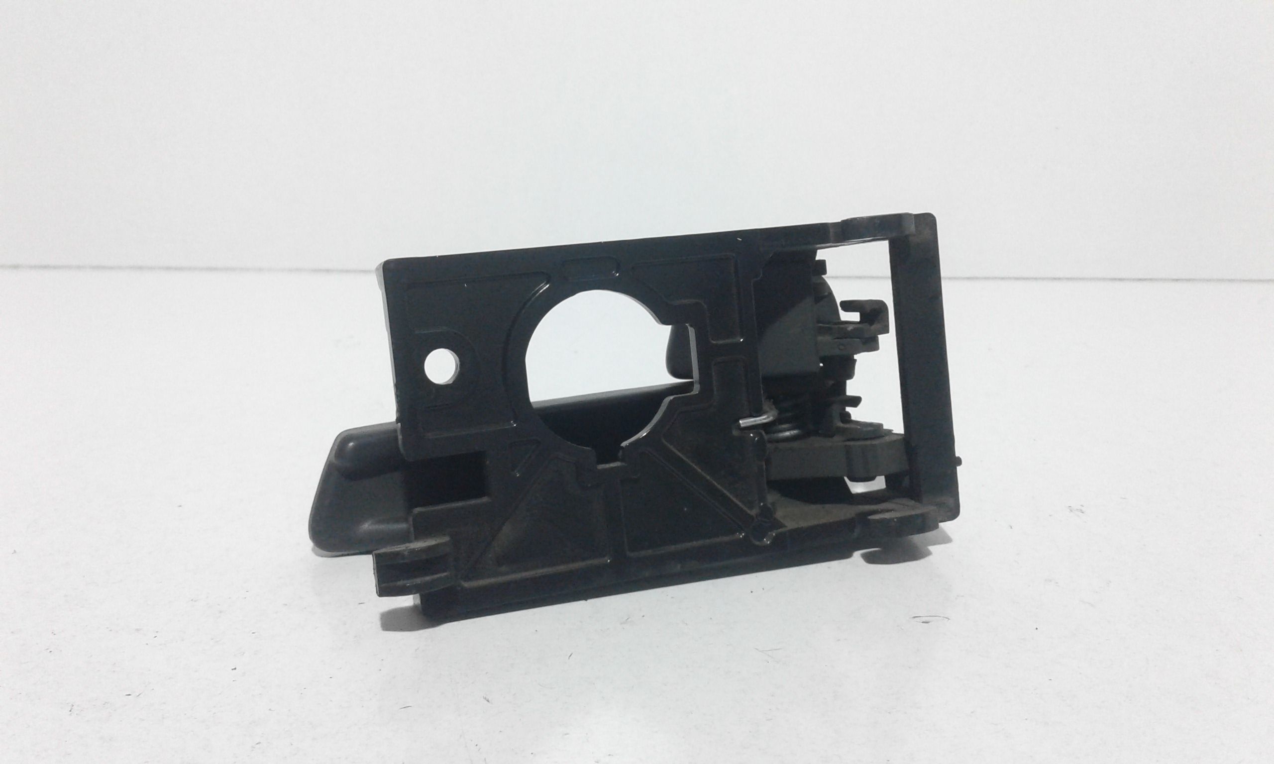 Maniglia Int. Apertura Porta Post. Sinistro 836101G000RU Usato