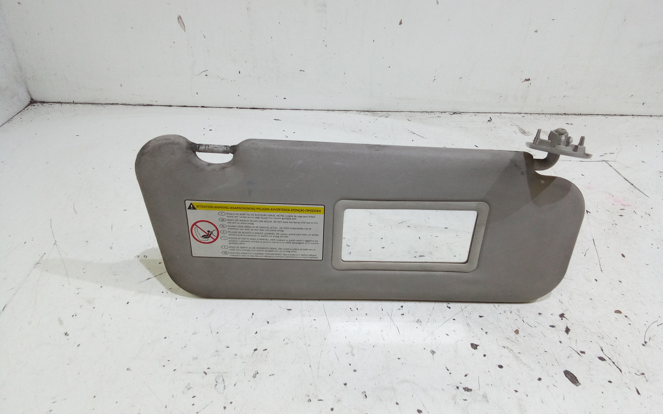 Aletta Parasole Parabrezza Destro Usato