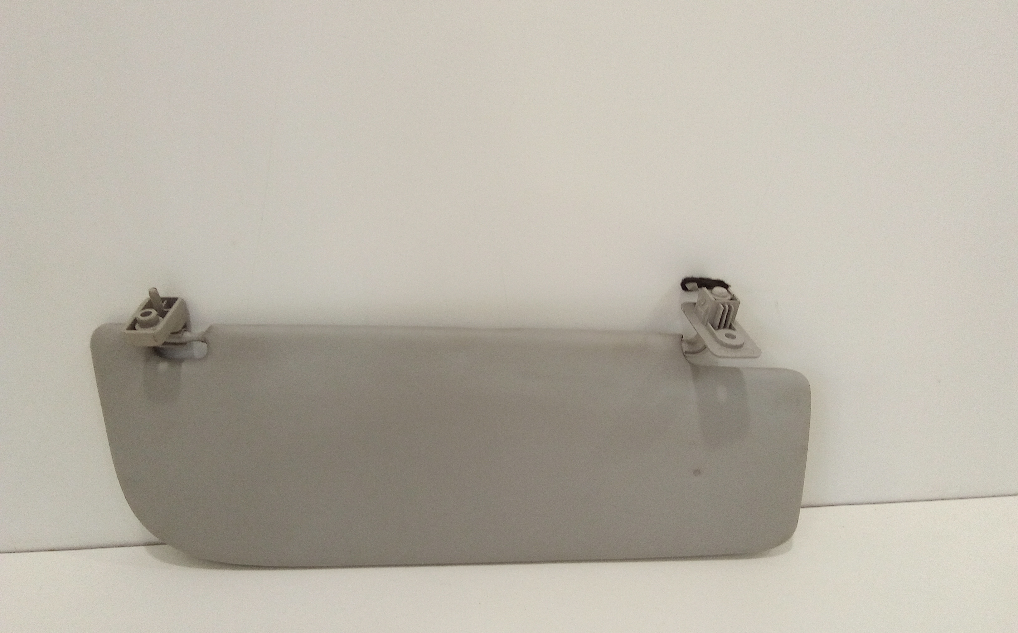 Aletta Parasole Parabrezza Destro 1609258880 Usato