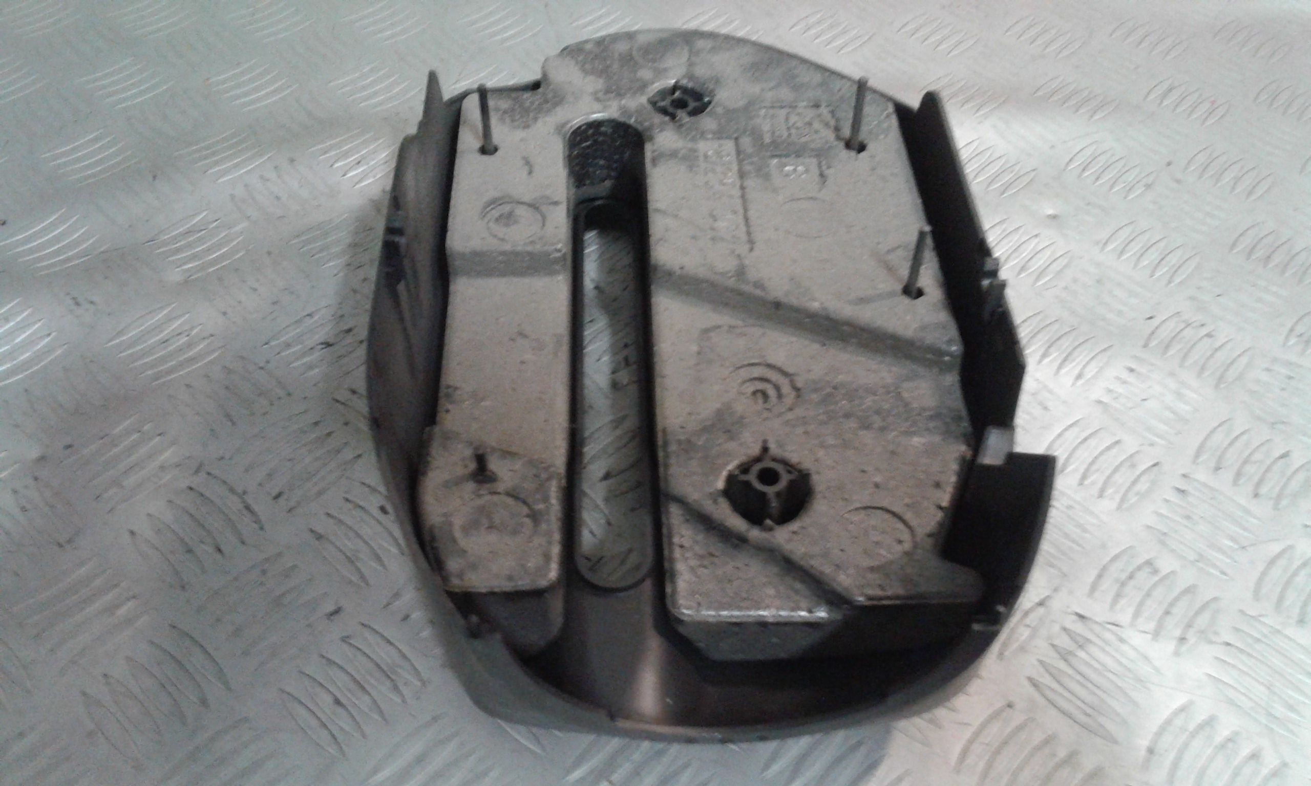 Cuffia Albero Sterzo L/abitacolo 32311094710 Usato