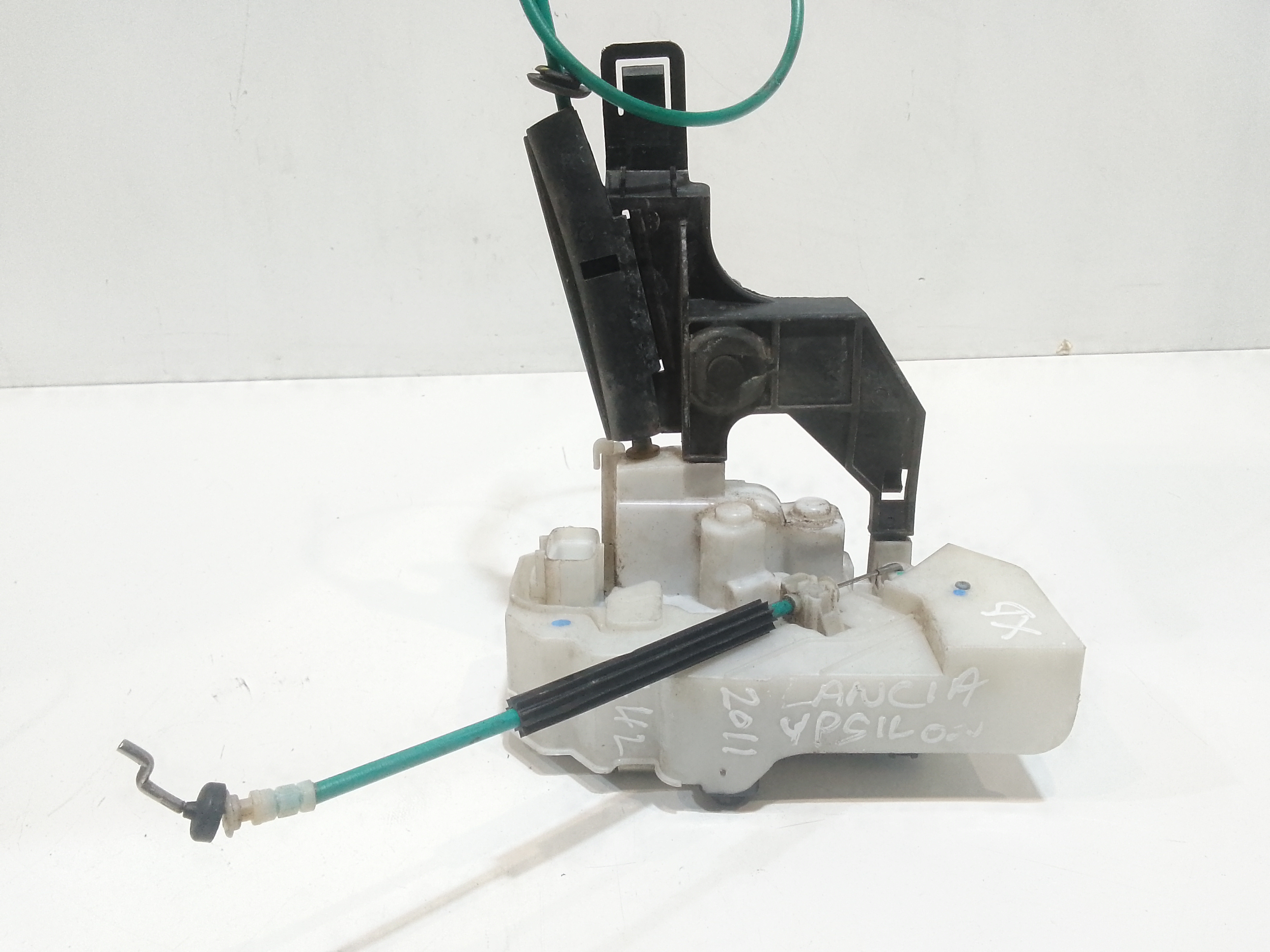 Serratura Porta Ant. Destro 51826303 Usato