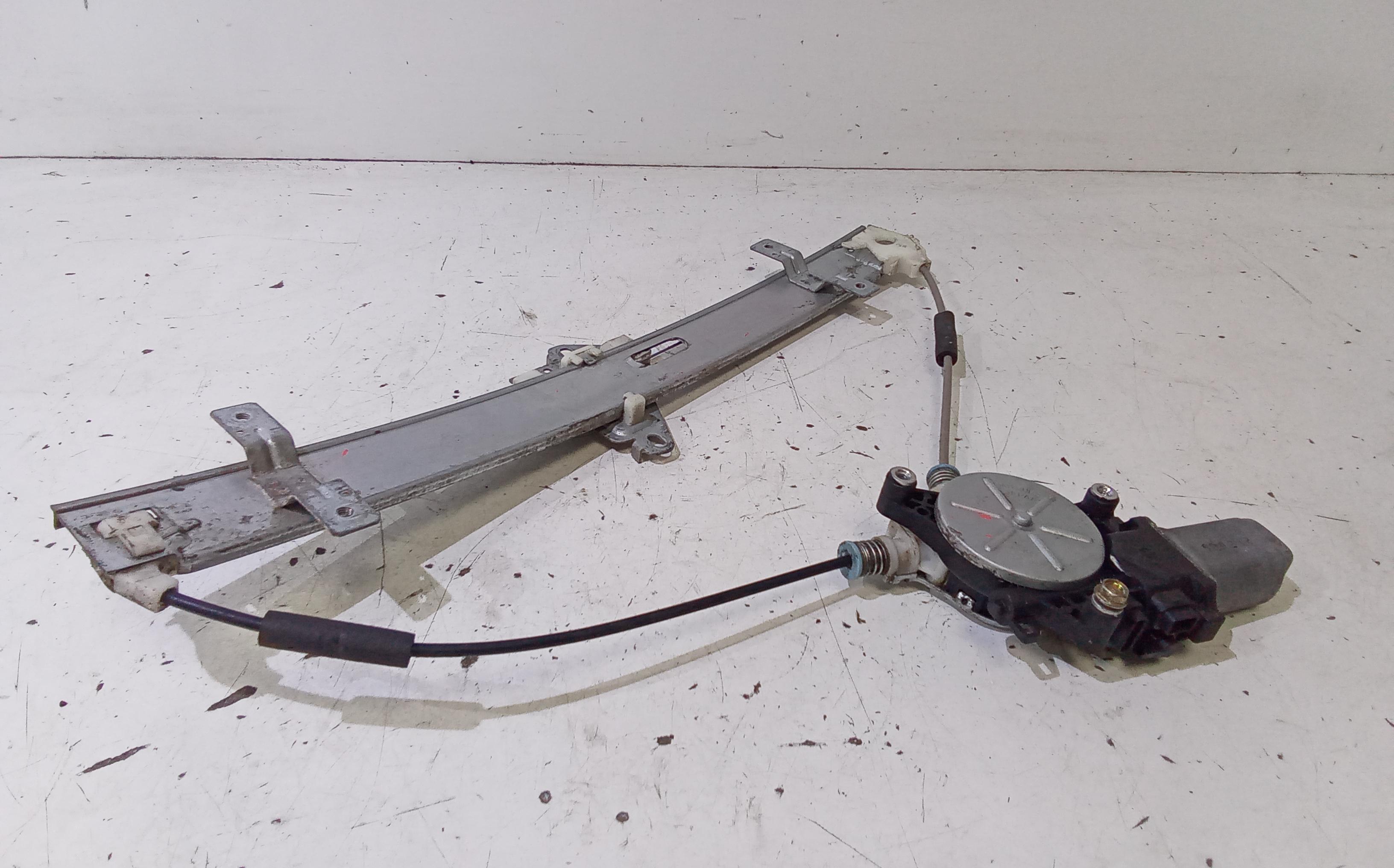 Alzacristallo Porta Ant. Sinistro Usato