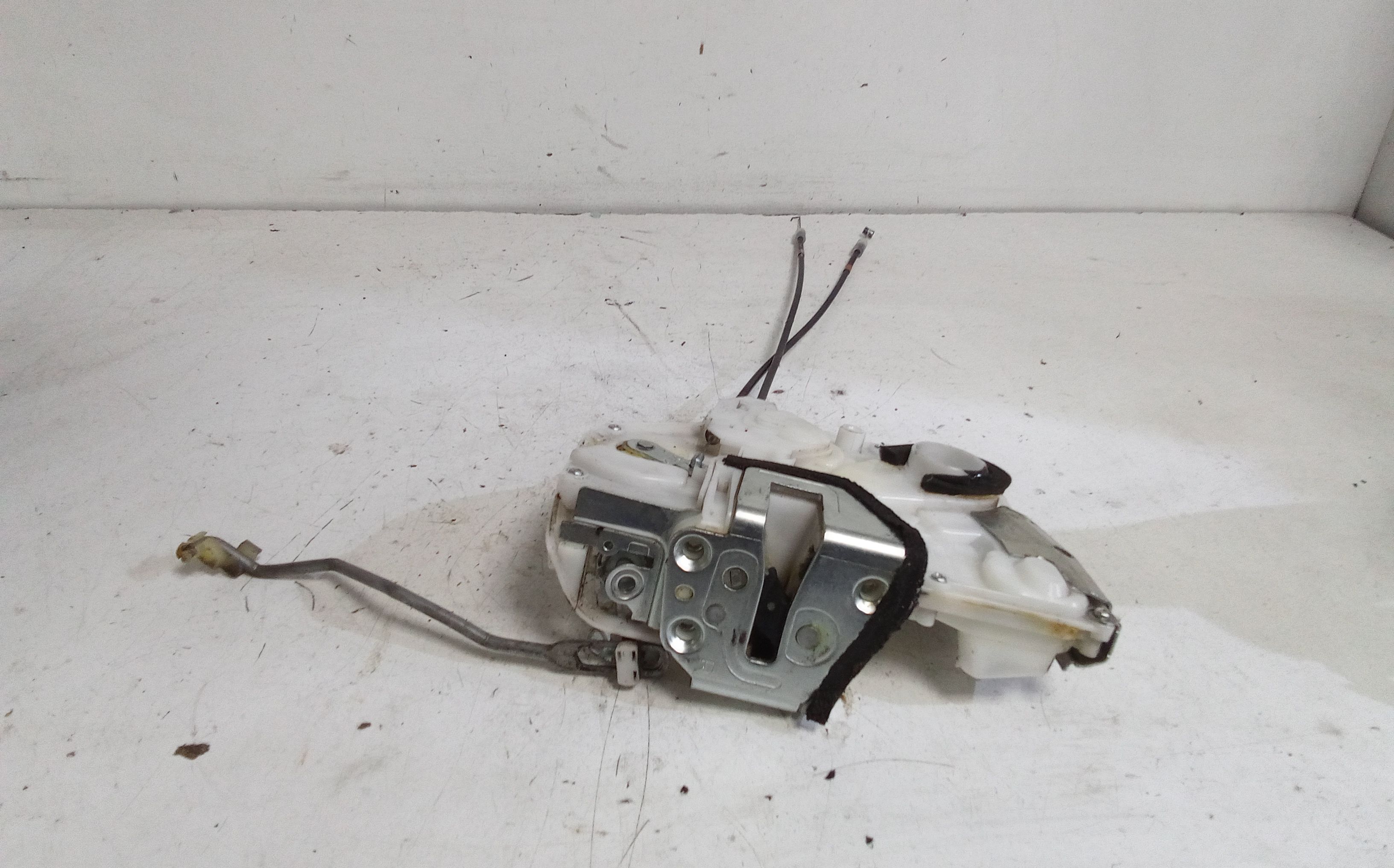 Serratura Porta Ant. Destro 71768757 Usato