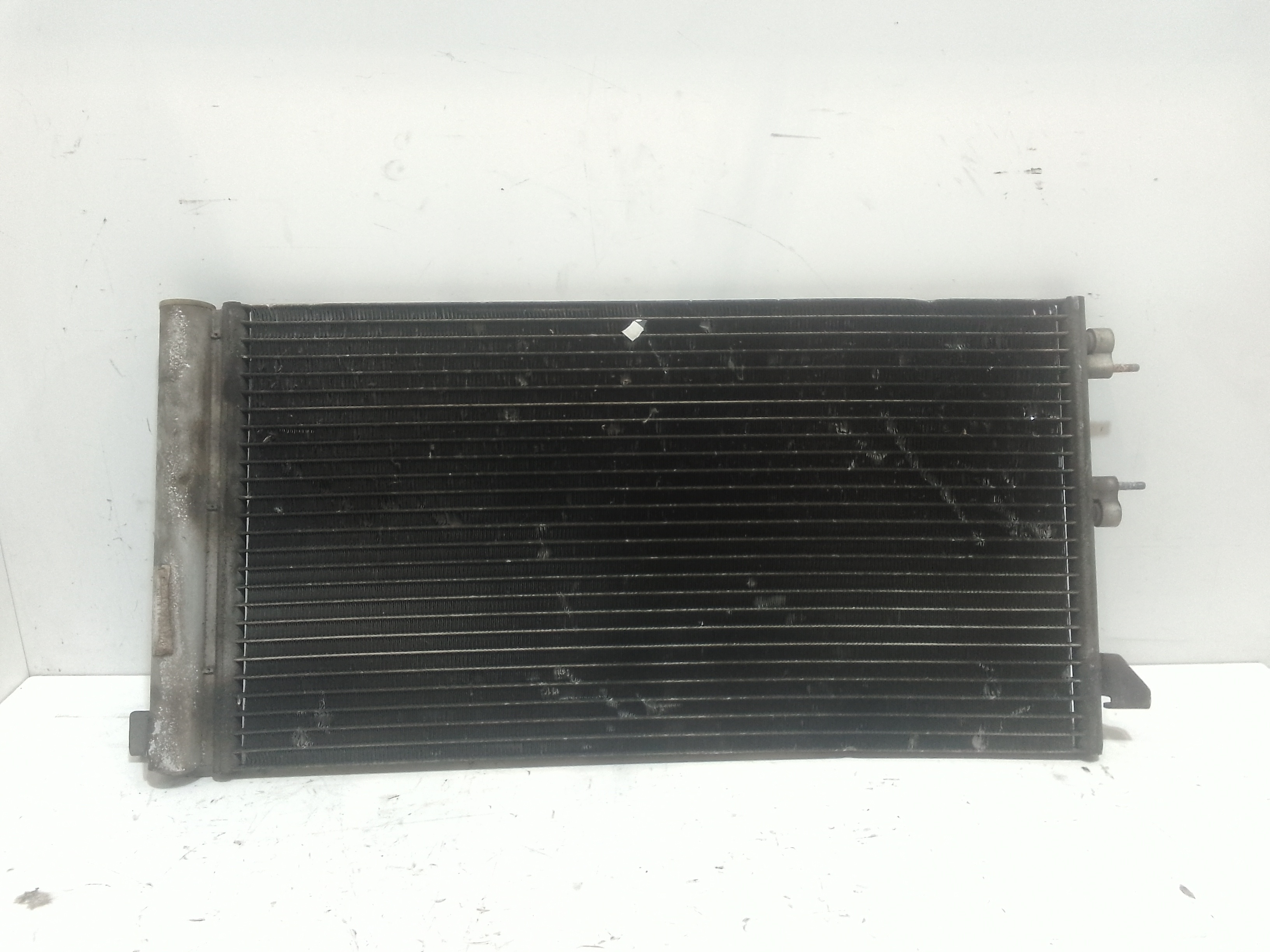 Radiatore Riscaldamento 77366093 Usato