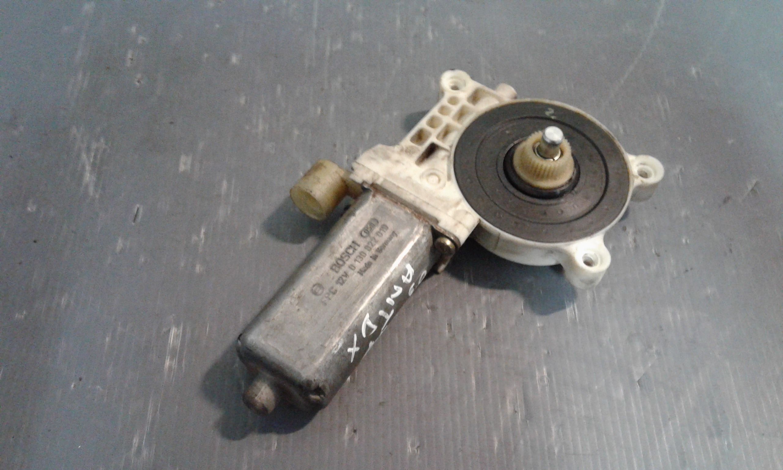 Motorino Alzacristallo Porta Ant. Destro Usato