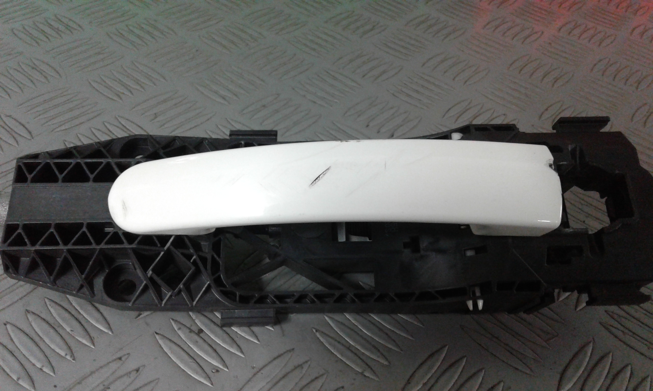 Maniglia Porta Post. Destro 5N0837205MGRU Usato