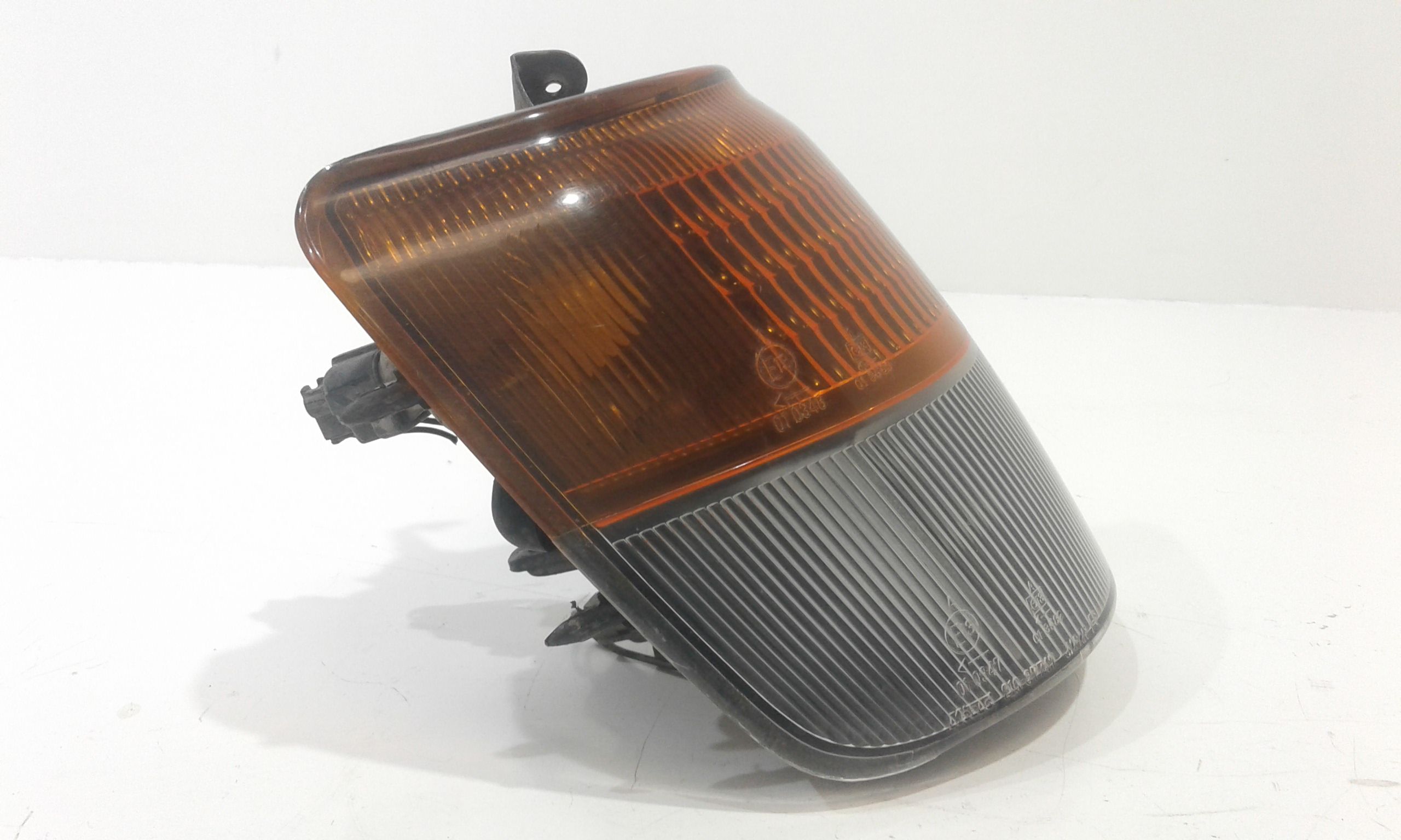 Lampada Direzione Ant. Destro Usato