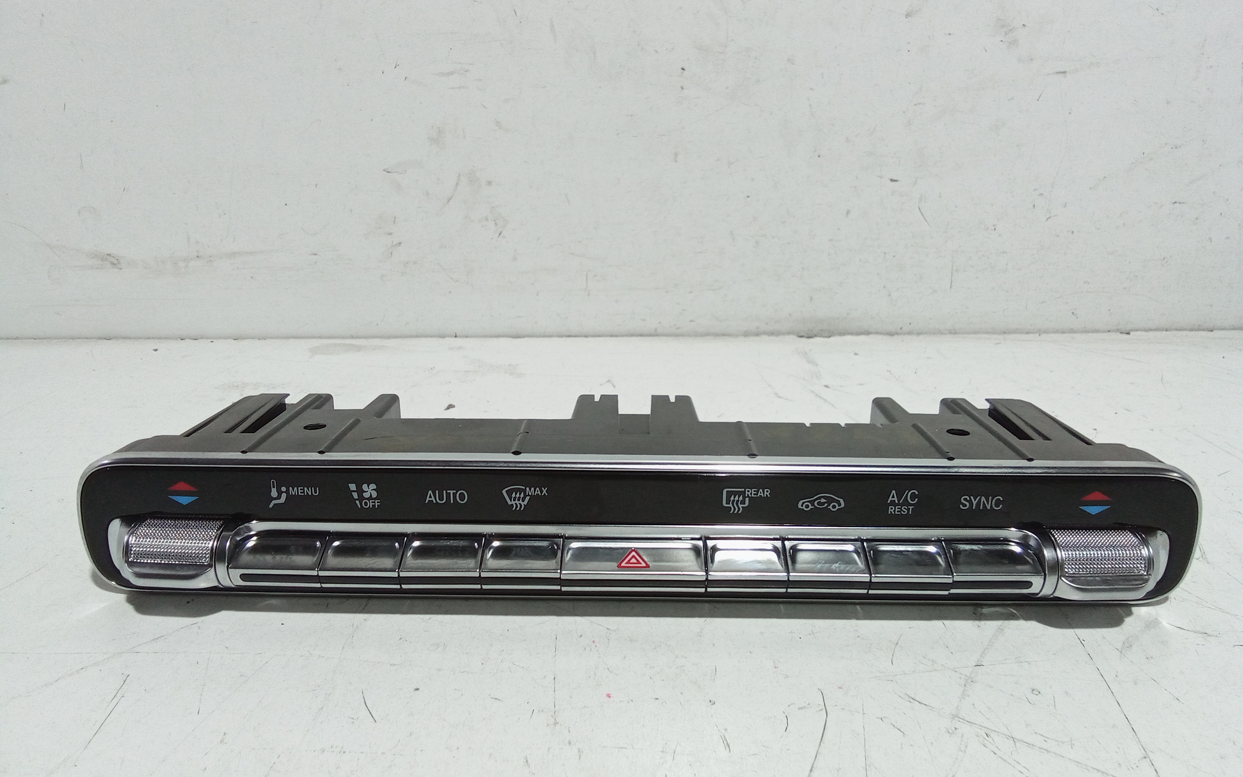 Blocco Comando Climatizzazione A1679058302 Usato