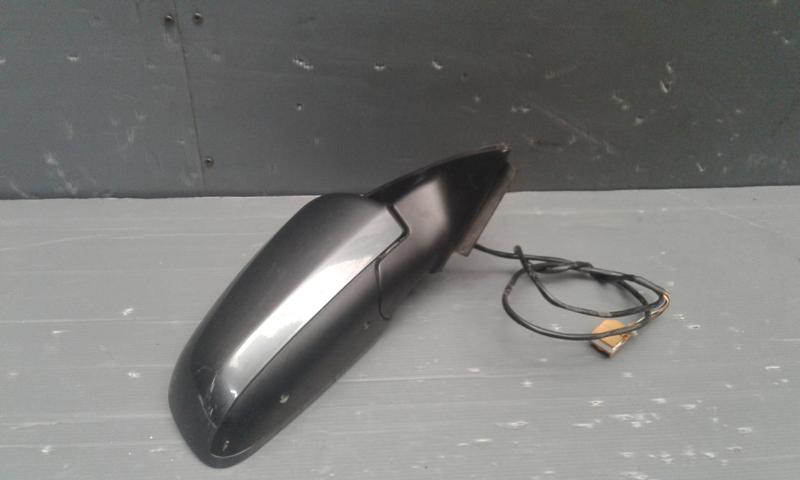 Retrovisore Est. Destro Usato