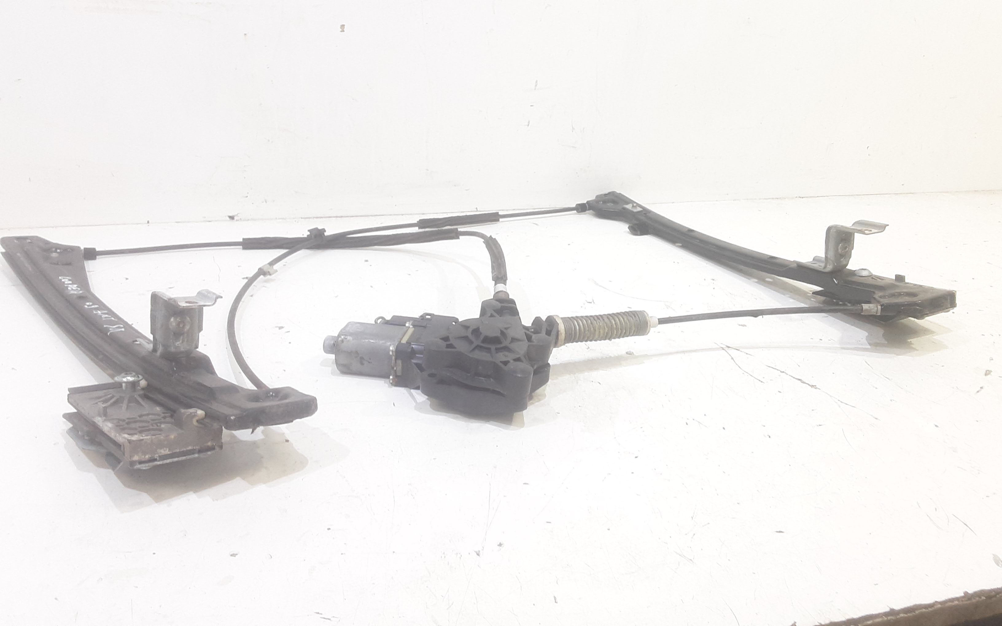 Alzacristallo Porta Ant. Sinistro Usato