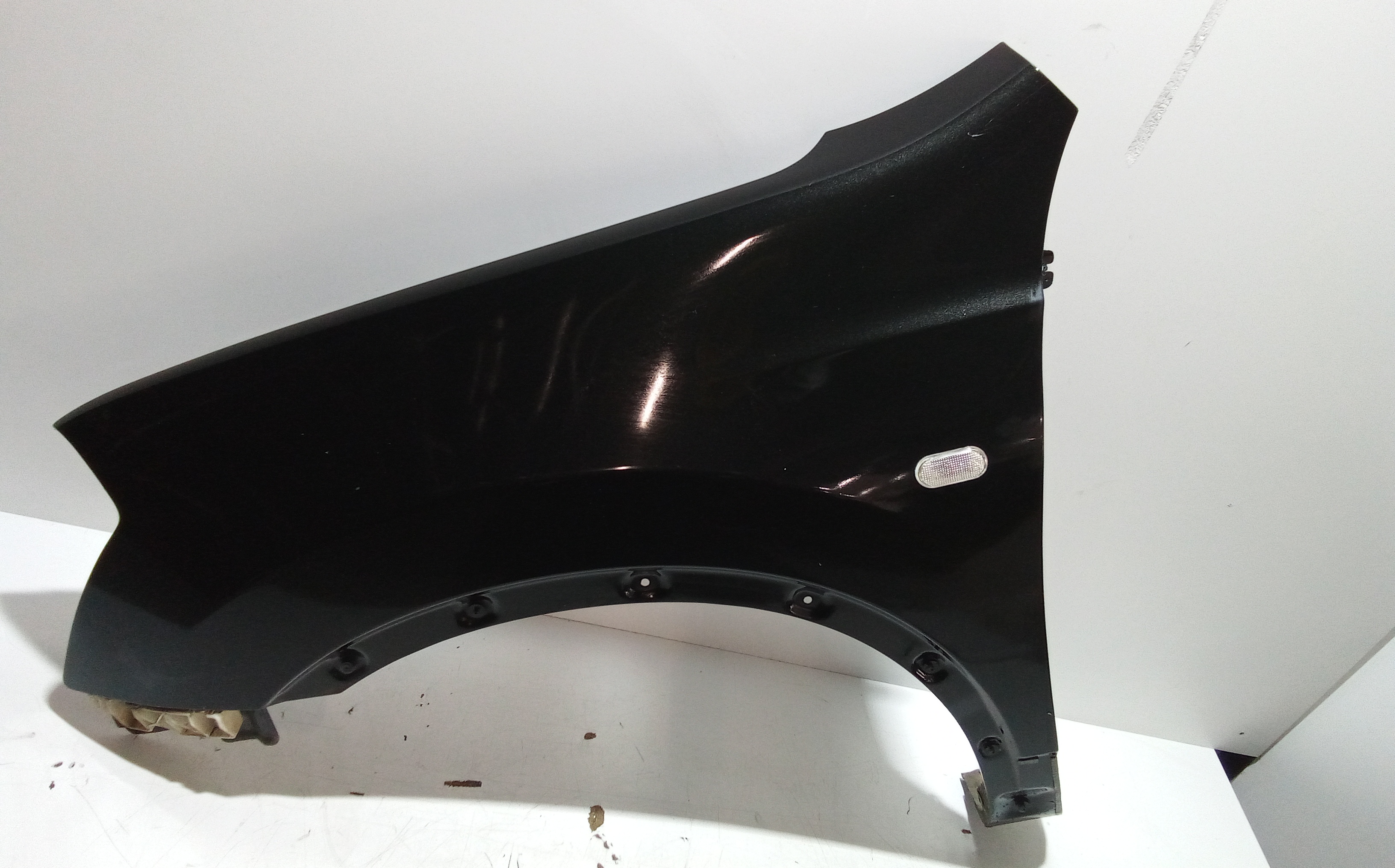 Parafango Ant. Sinistro F3101JD0M0 Usato