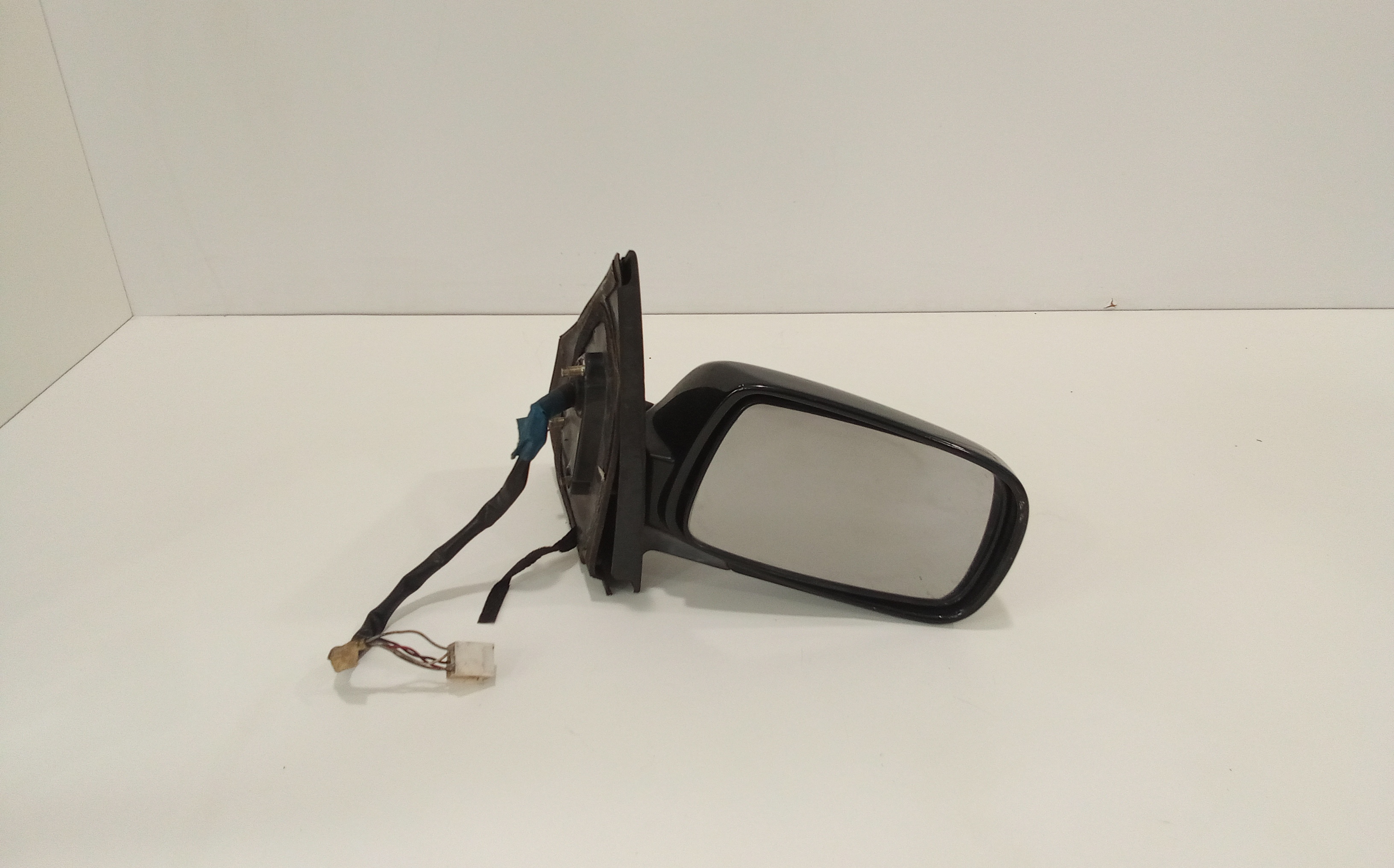 Retrovisore Est. Destro 879100D012 Usato