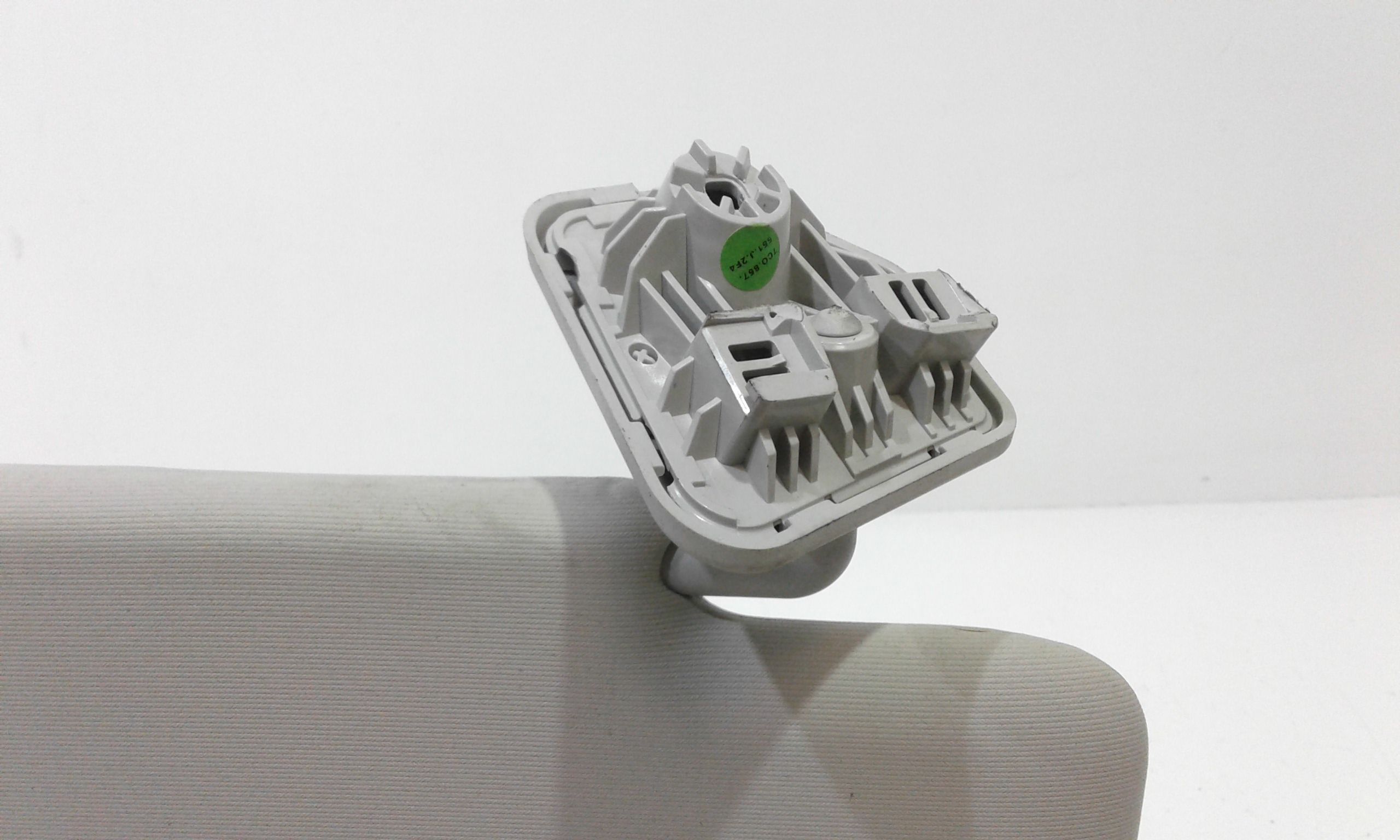 Aletta Parasole Parabrezza Sinistro 7C0857551AF2F4 Usato