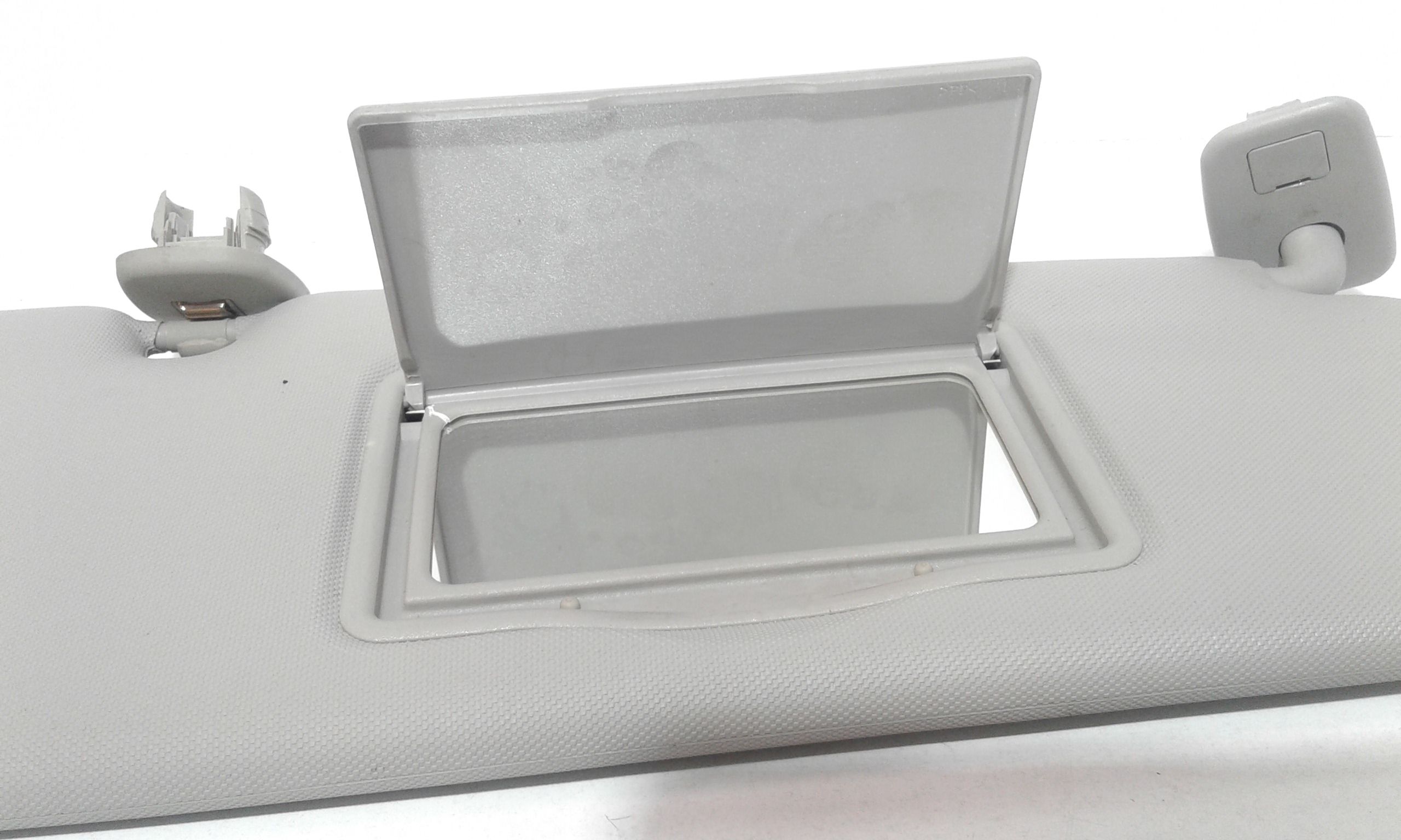 Aletta Parasole Parabrezza Destro A4538100510 Usato