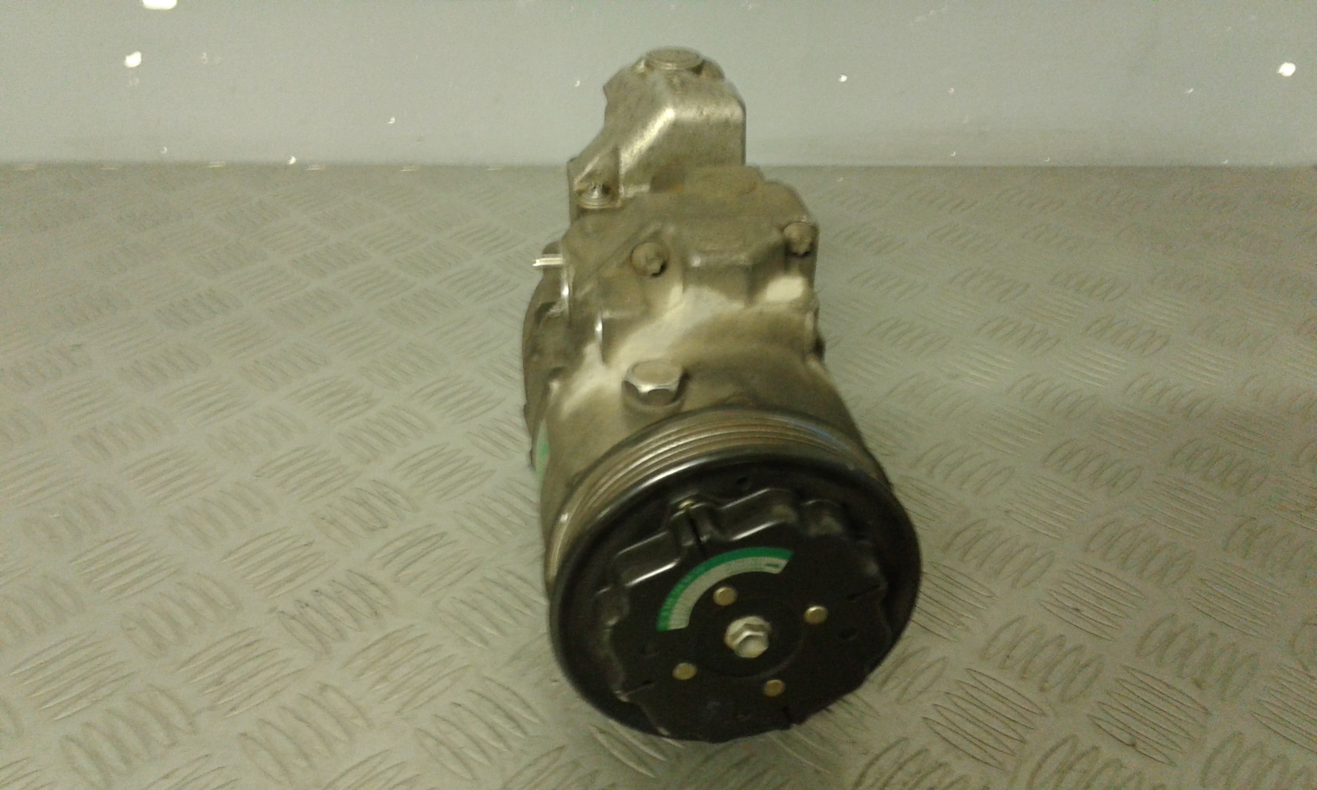 Compressore a/c - Immagine 1 di 3