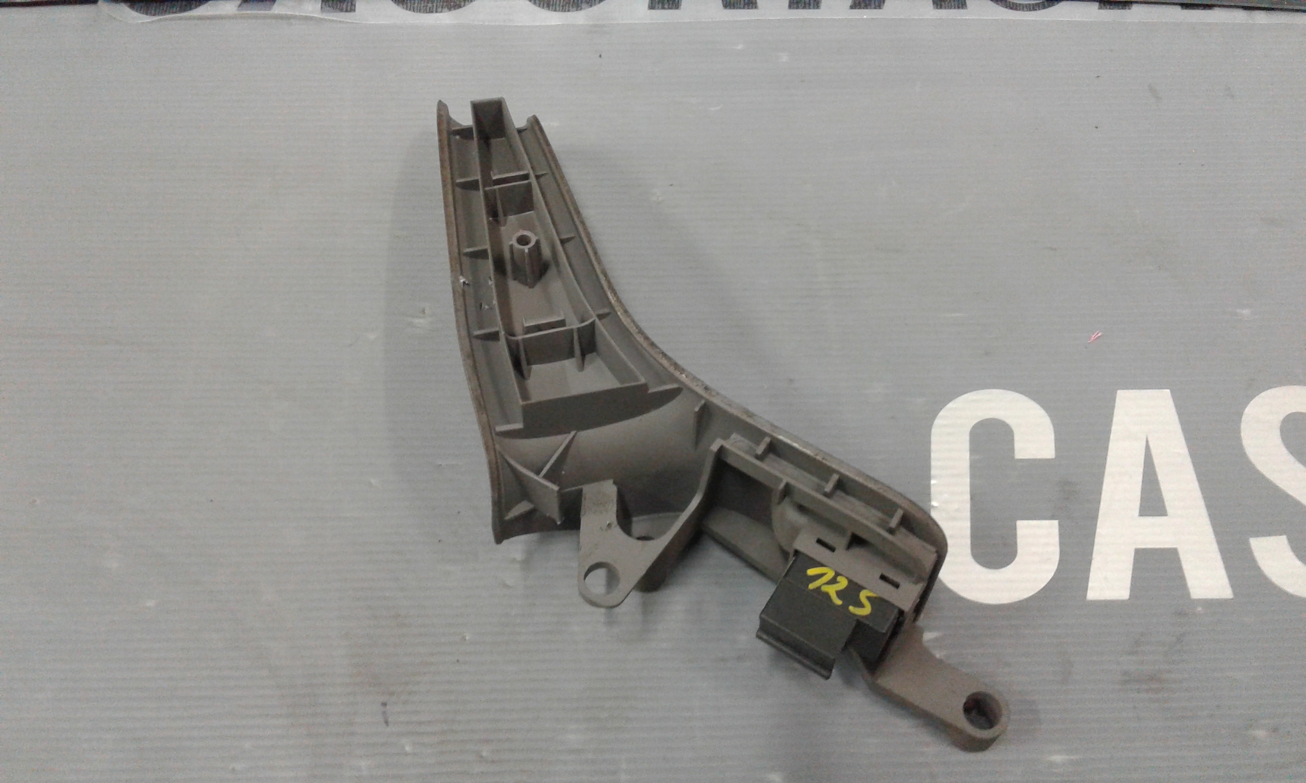 Interruttore Alzacristalli Porta Ant. Destro Usato